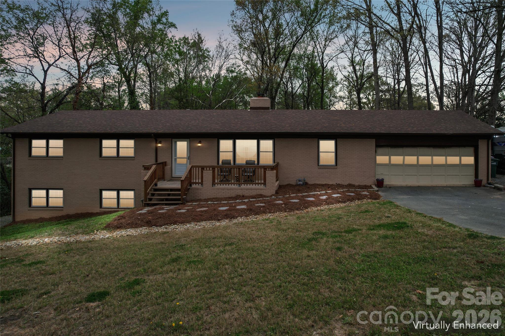604 Sunnybrook Drive — Monroe