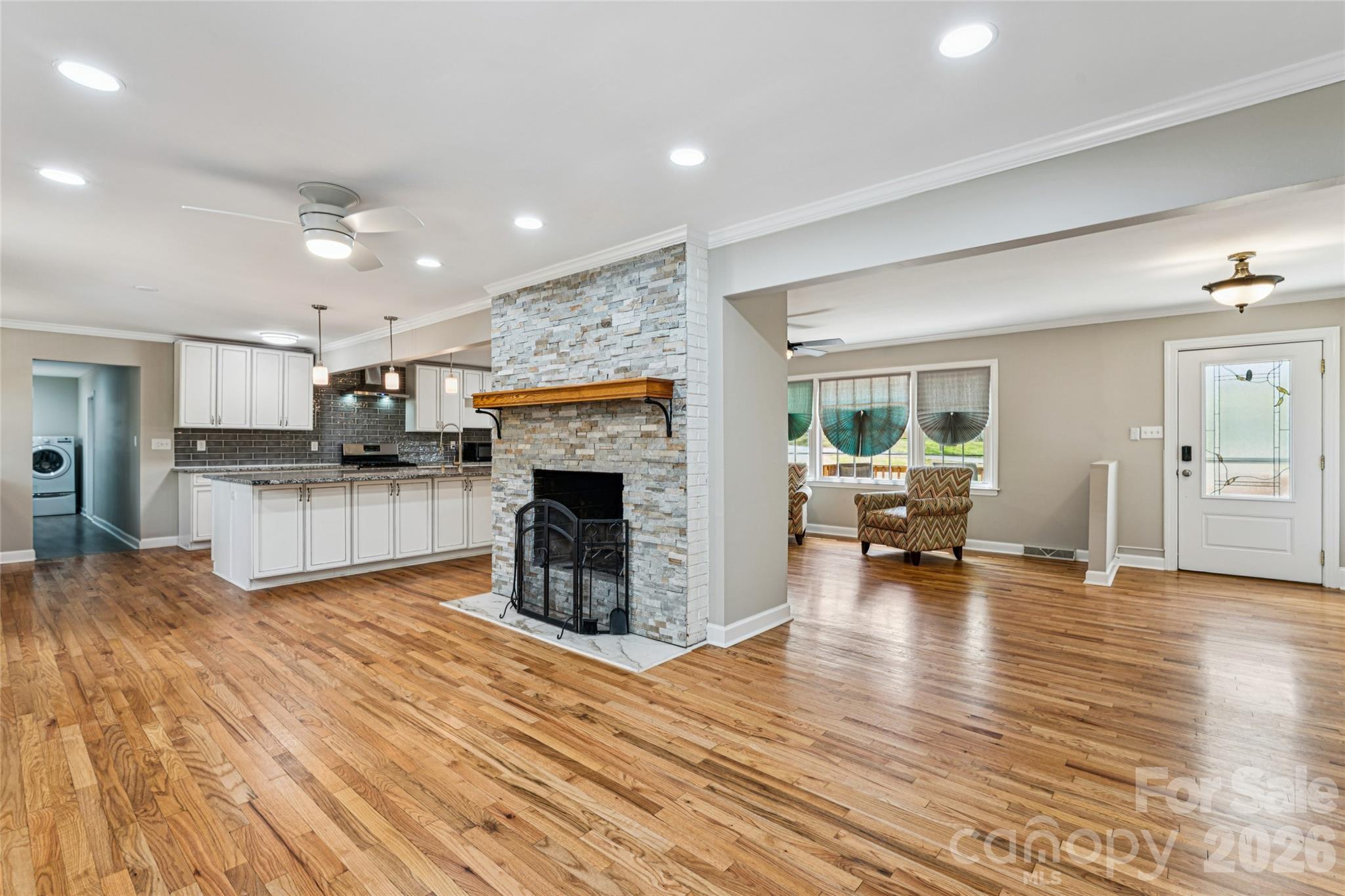 604 Sunnybrook Drive — Monroe