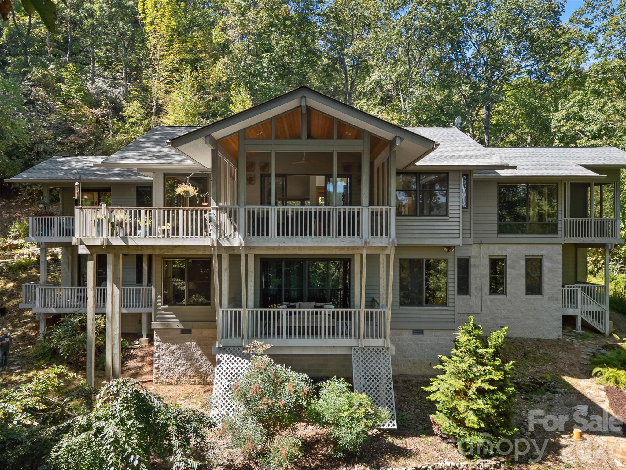 466 Sweetwater Lane — Pisgah Forest