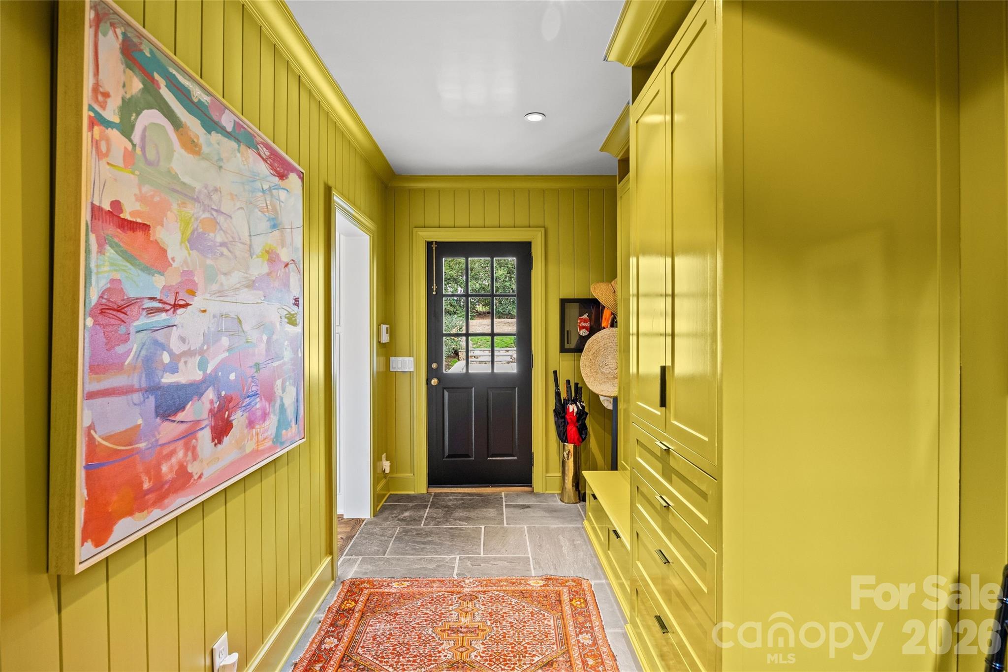 3815 Foxcroft Road — Charlotte