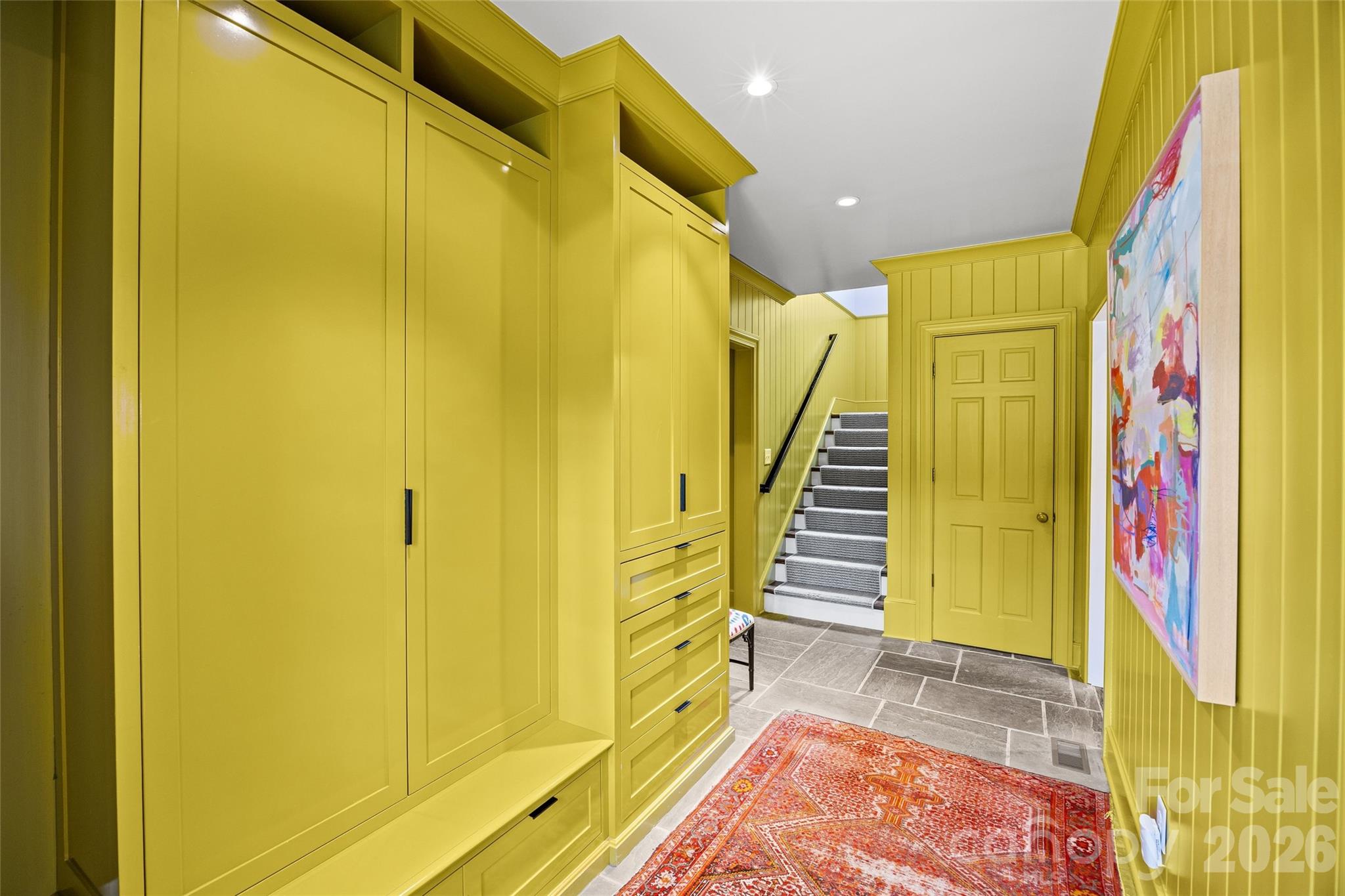 3815 Foxcroft Road — Charlotte