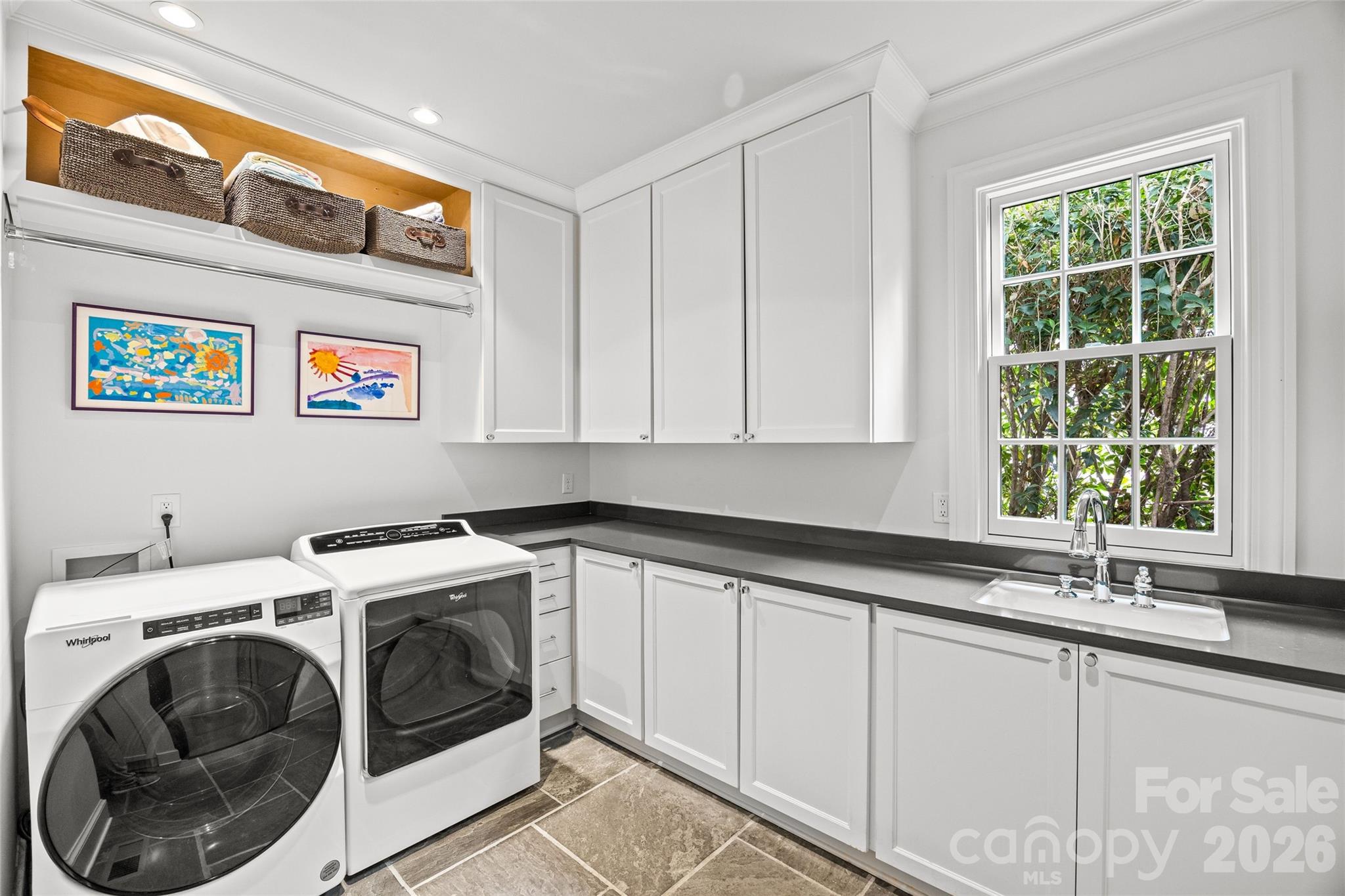 3815 Foxcroft Road — Charlotte