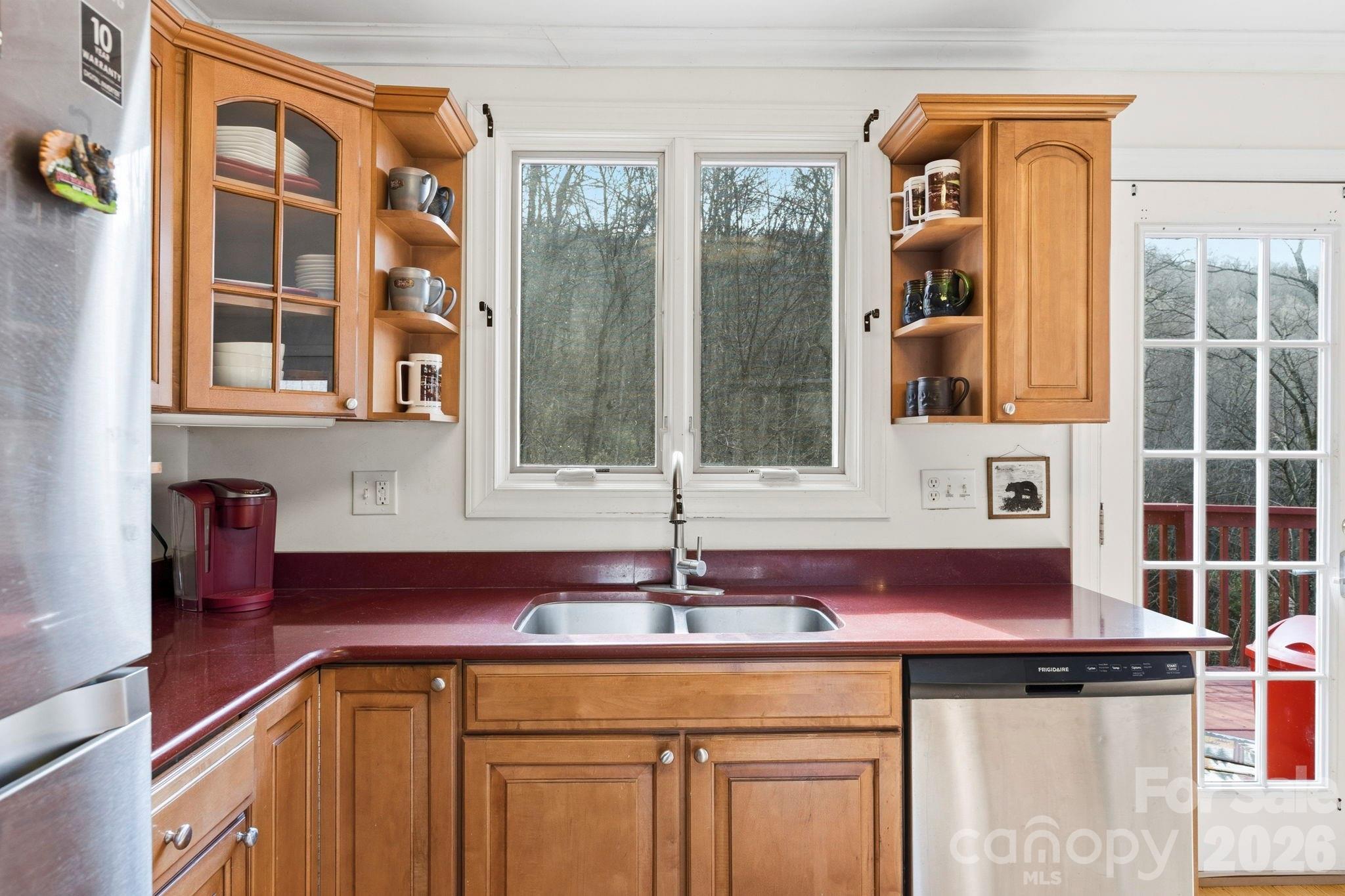 11 Roberts Drive — Swannanoa