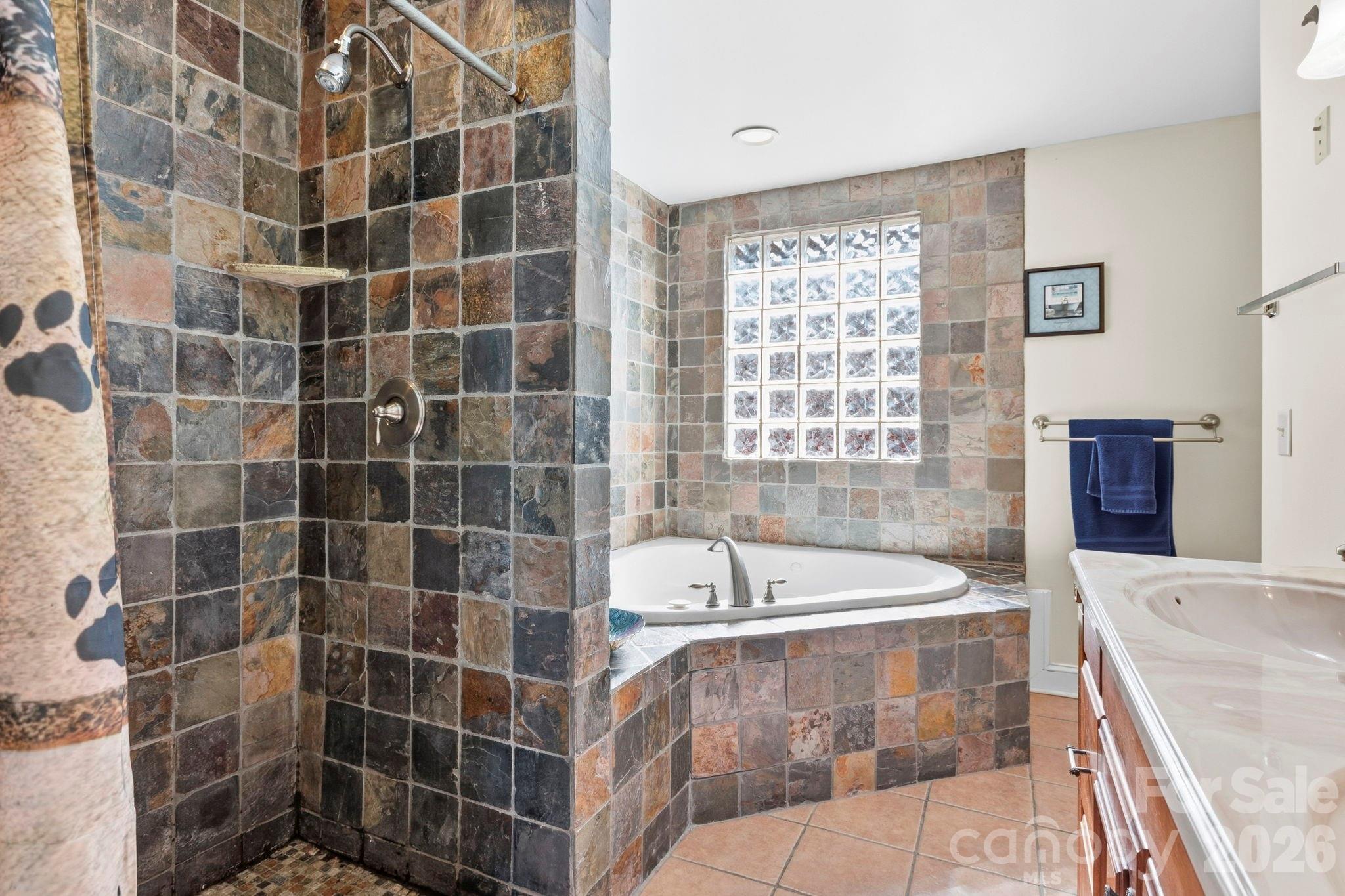 11 Roberts Drive — Swannanoa