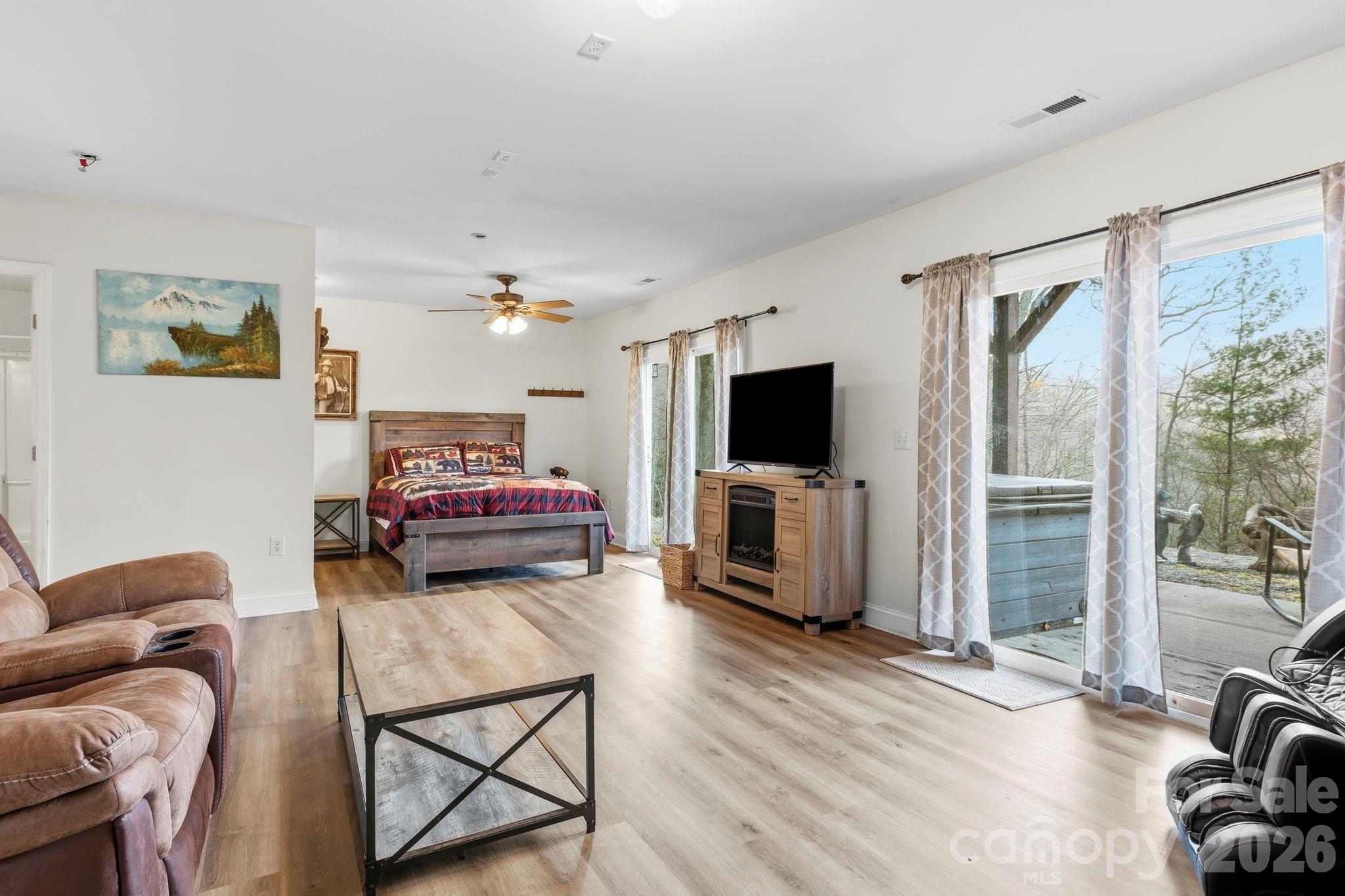 11 Roberts Drive — Swannanoa