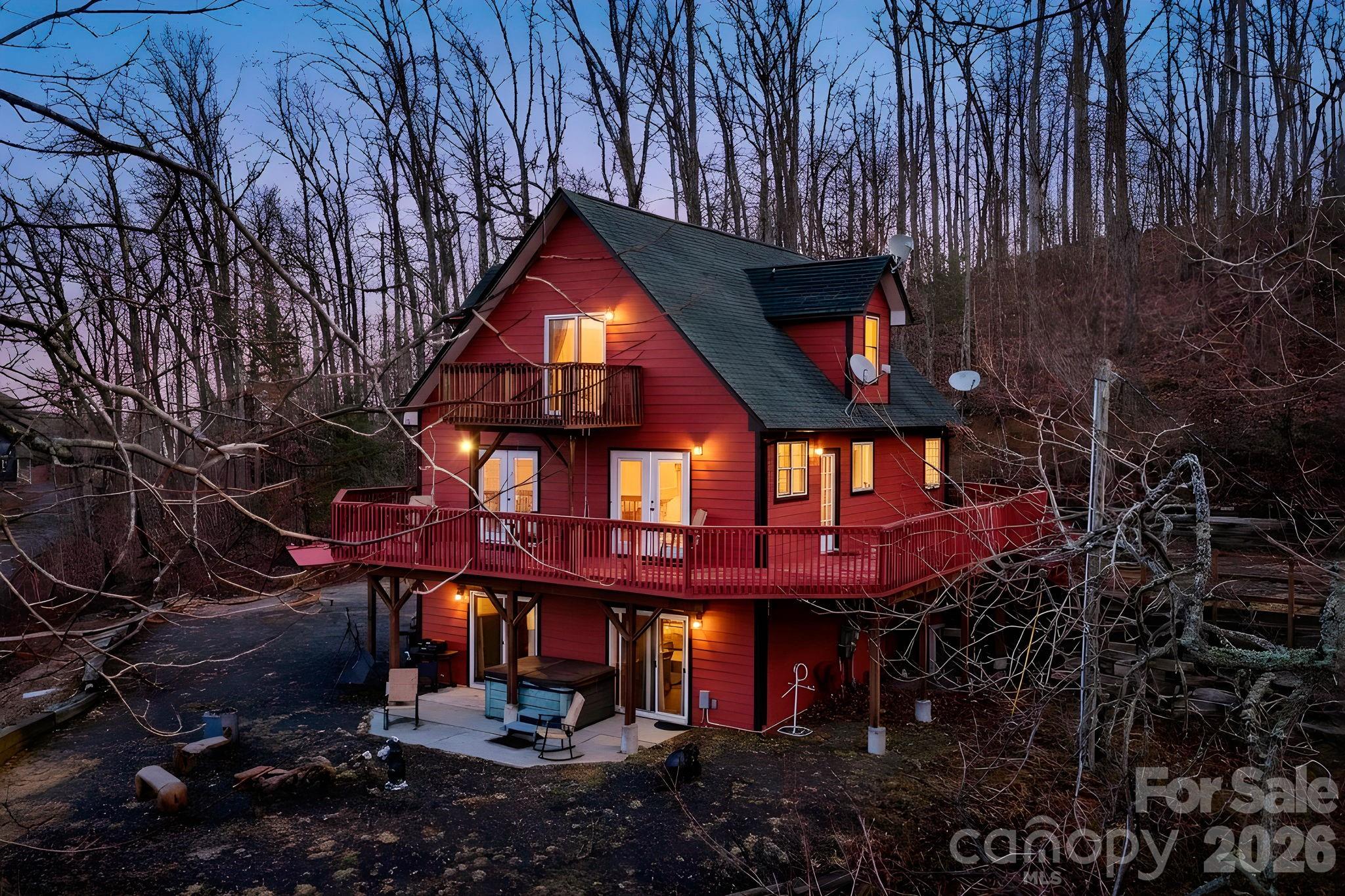 11 Roberts Drive — Swannanoa