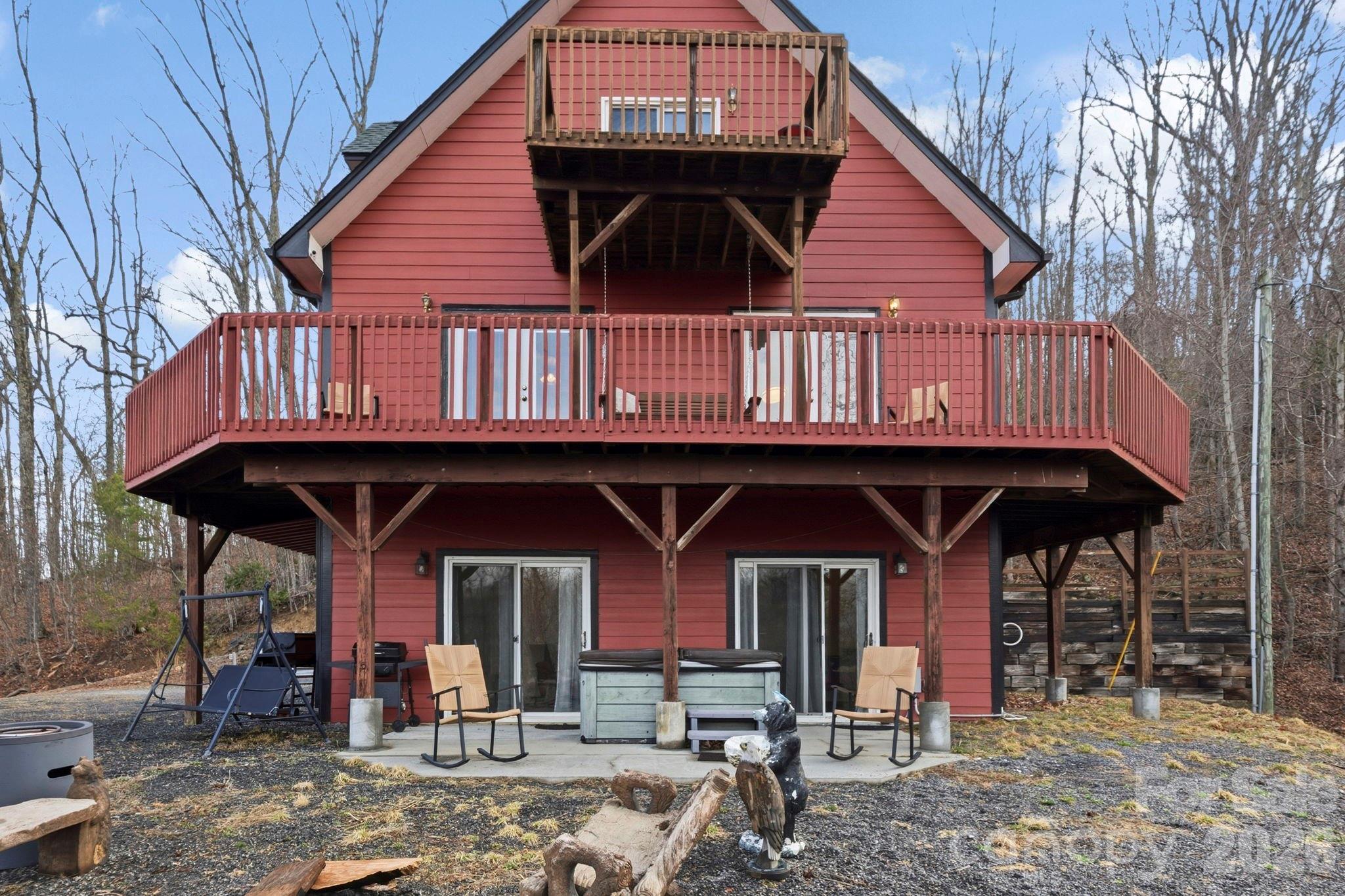 11 Roberts Drive — Swannanoa