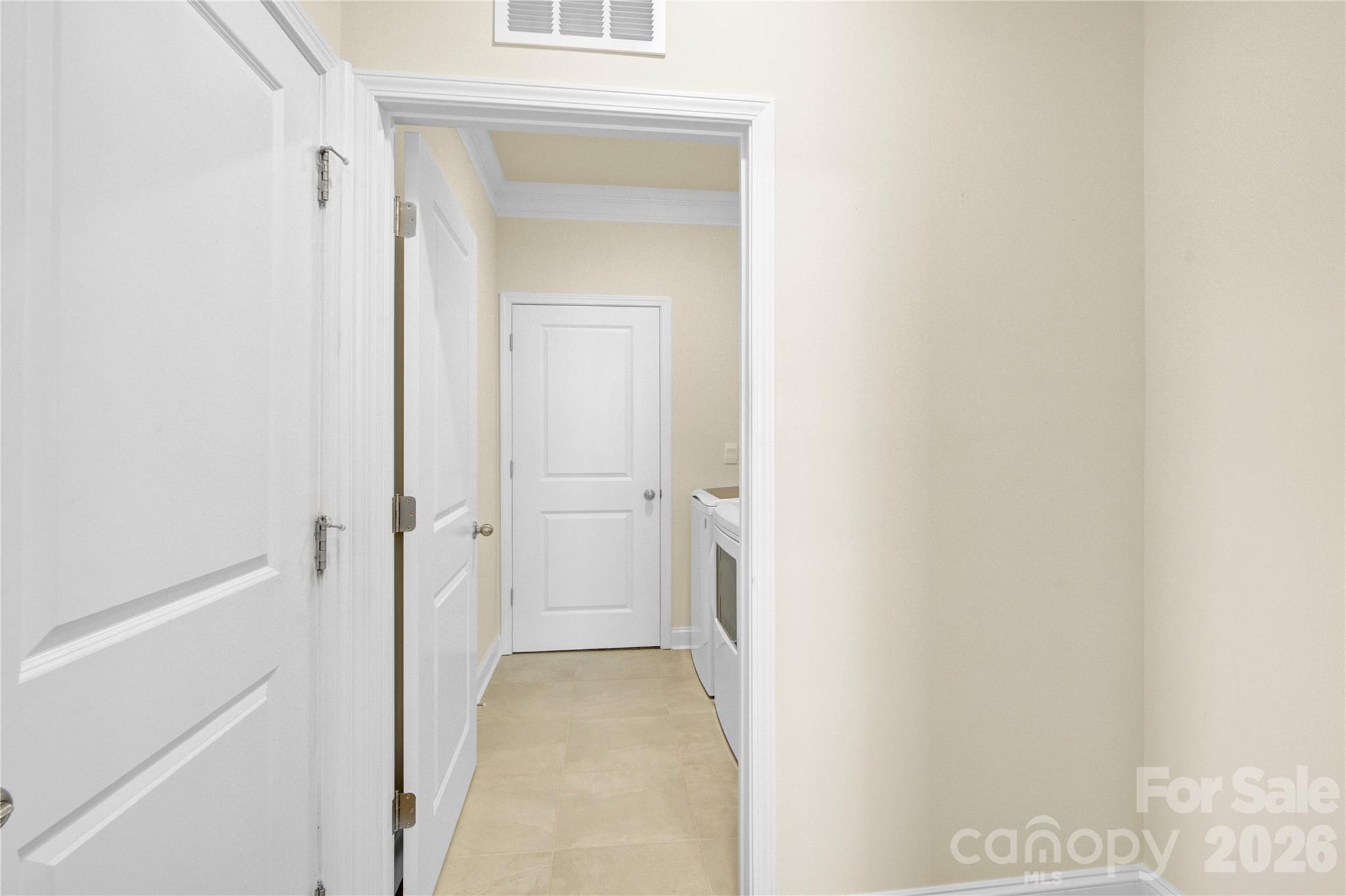 5043 Antebellum Drive — Iron Station