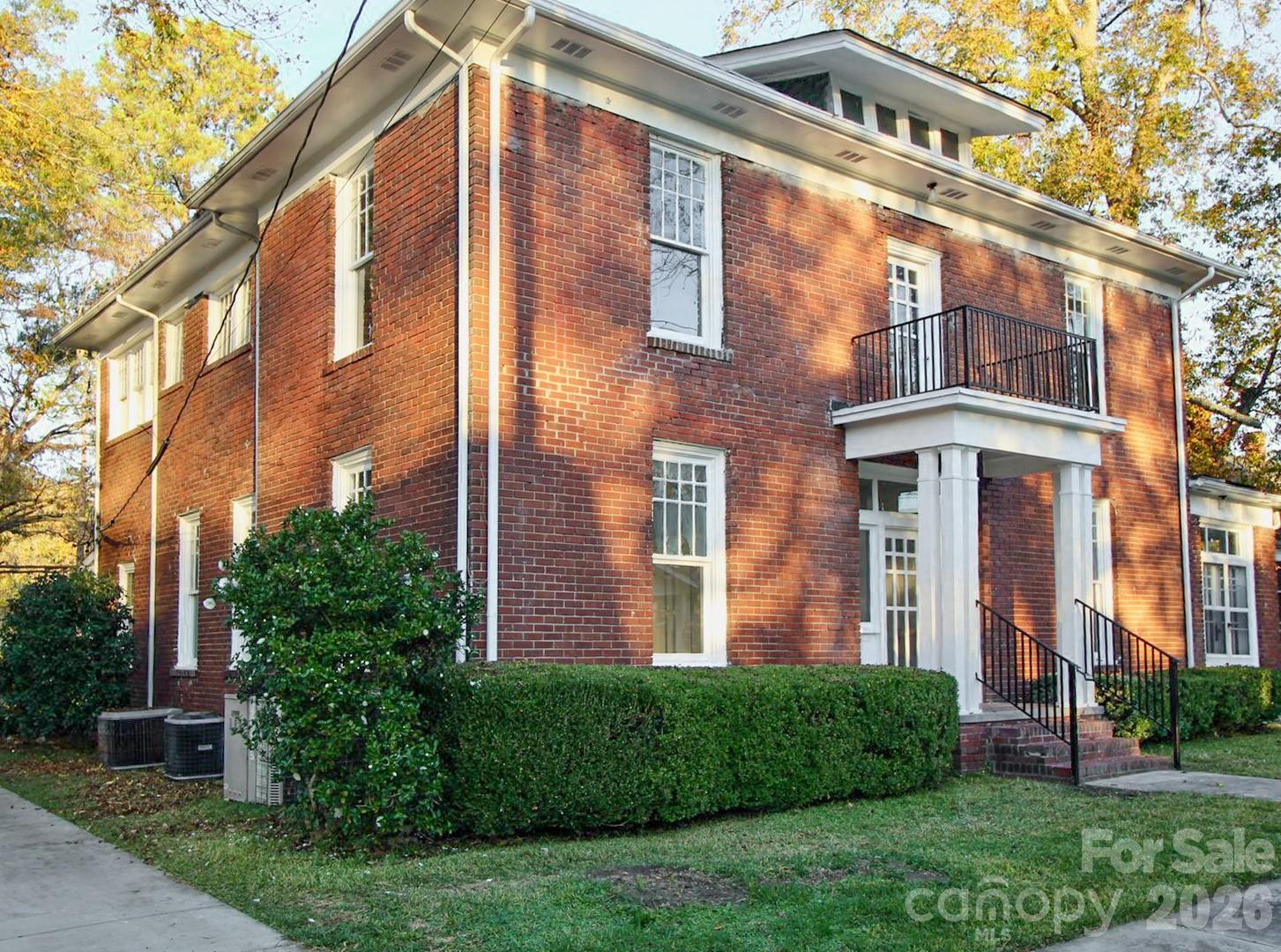 107 Pine Street — Chester