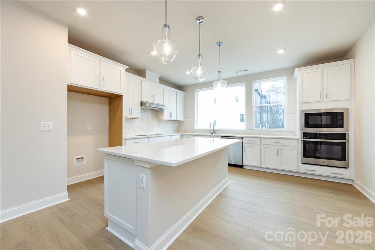 8030 Cedarsmith Court — Charlotte