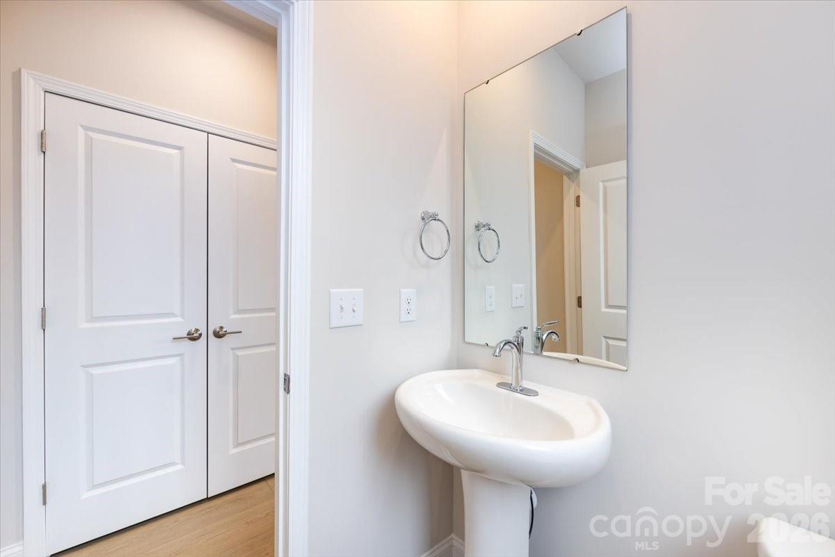 8030 Cedarsmith Court — Charlotte
