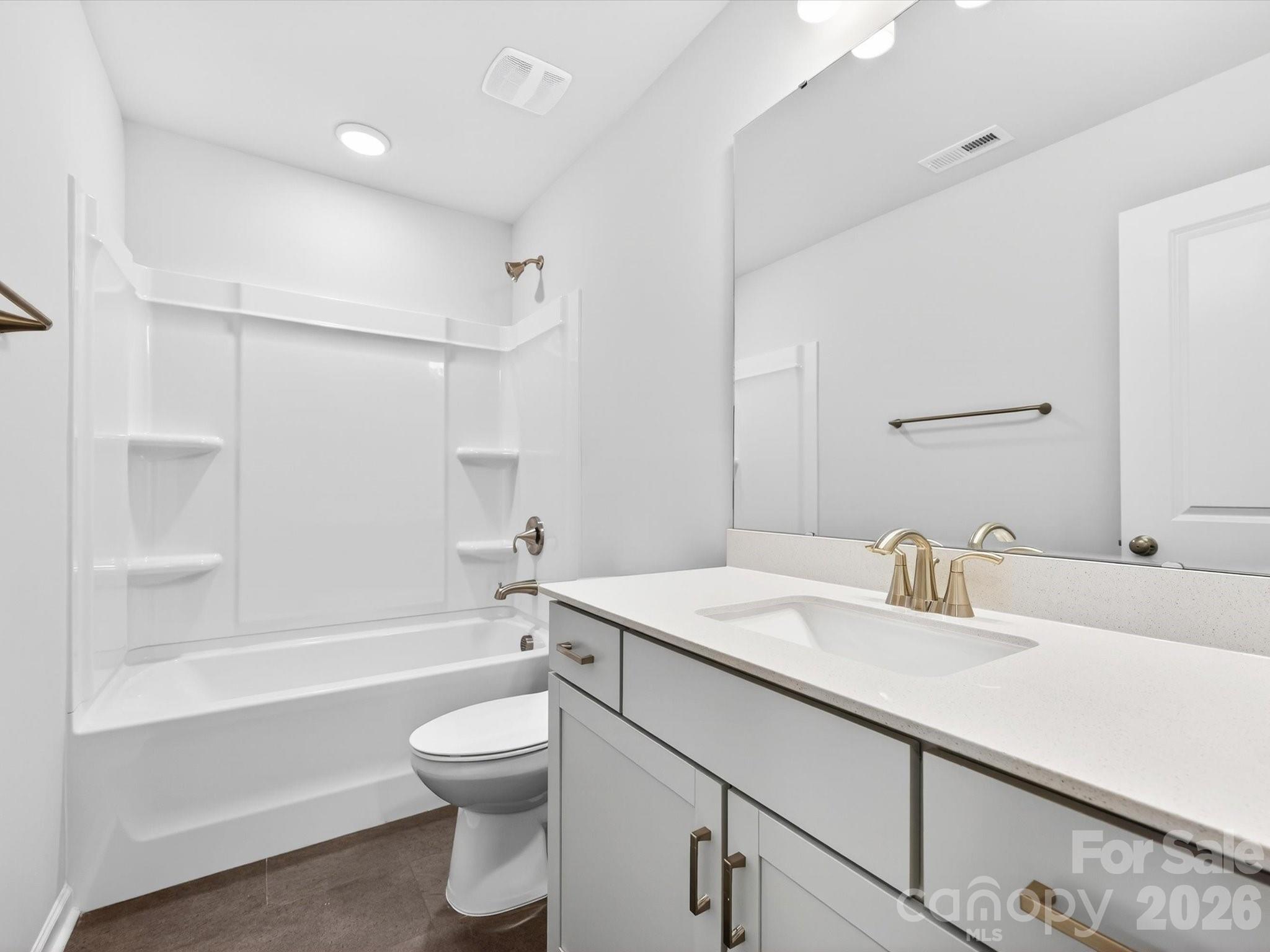 587 Cape Cod Way — Rock Hill
