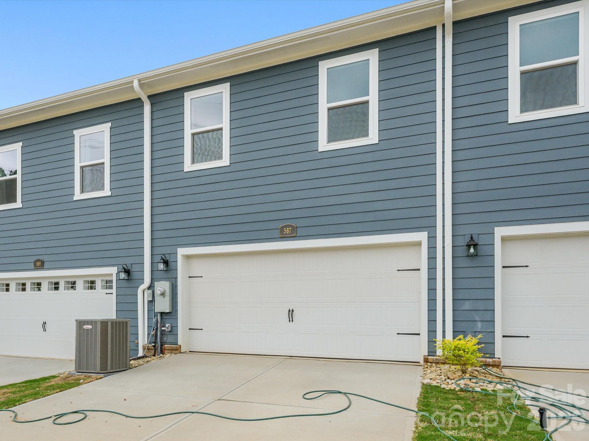 587 Cape Cod Way — Rock Hill