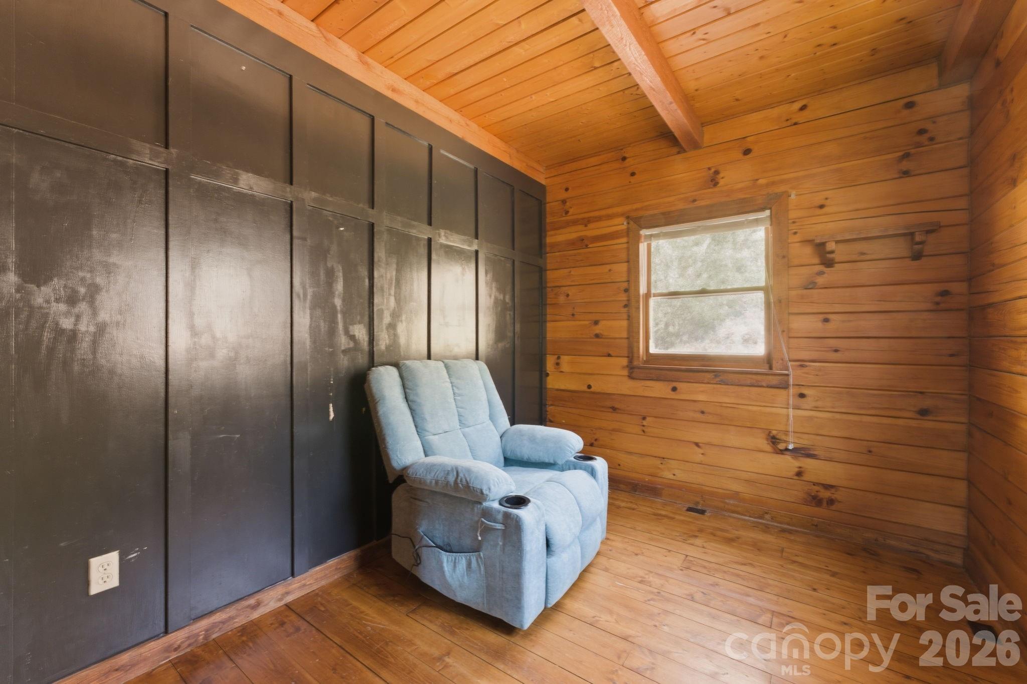 1837 E Alarka Road — Bryson City