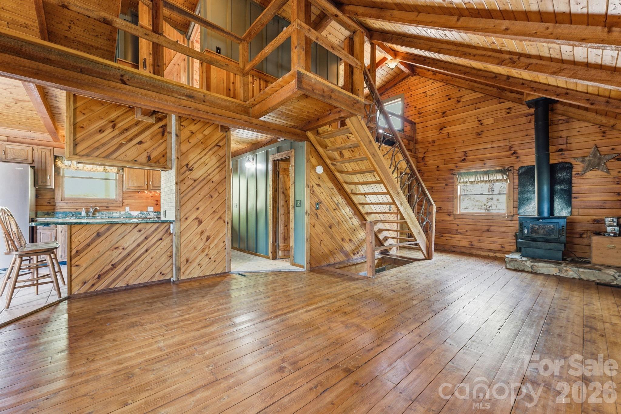 1837 E Alarka Road — Bryson City