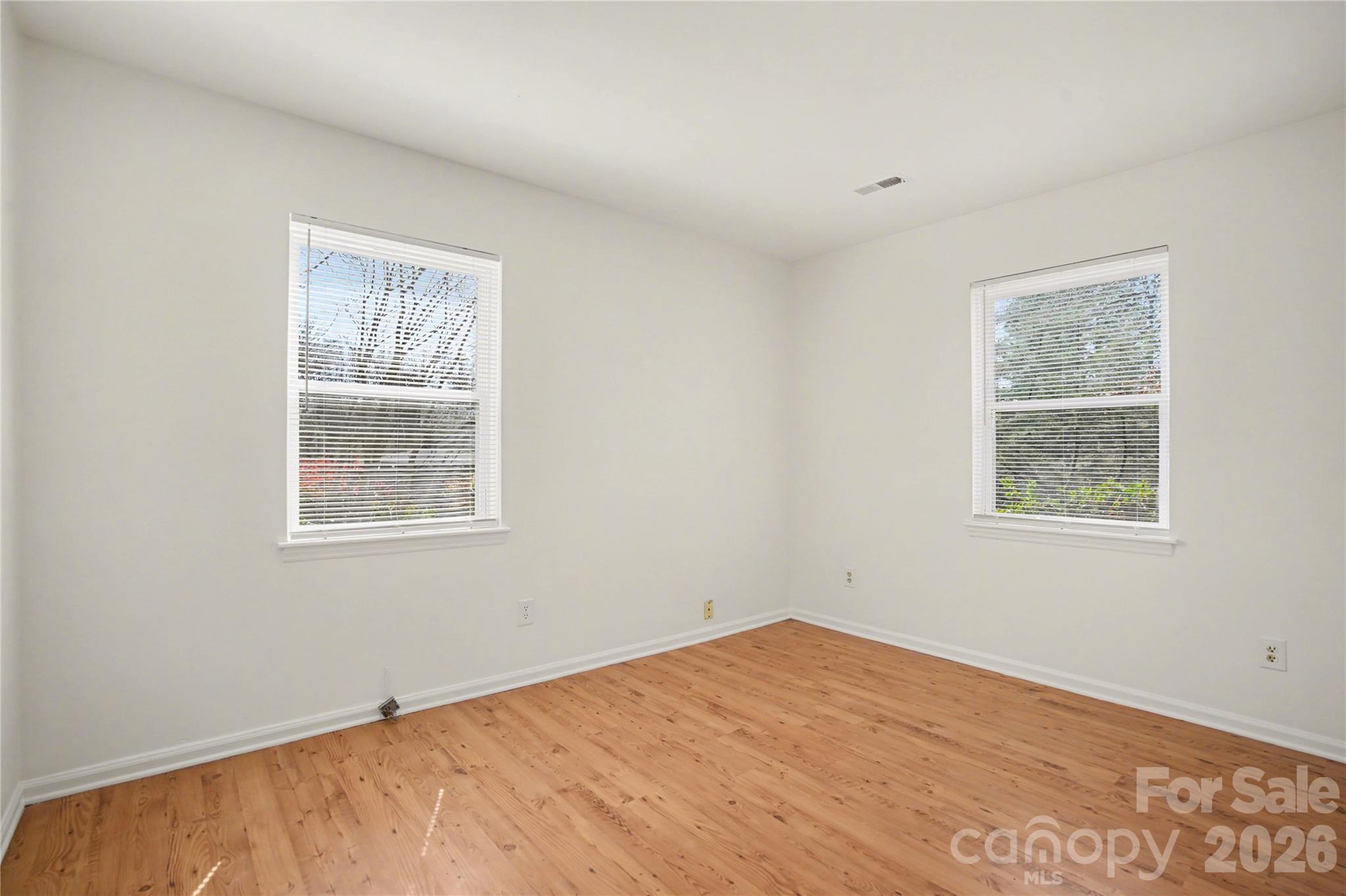 8205 Meadowind Circle — Charlotte