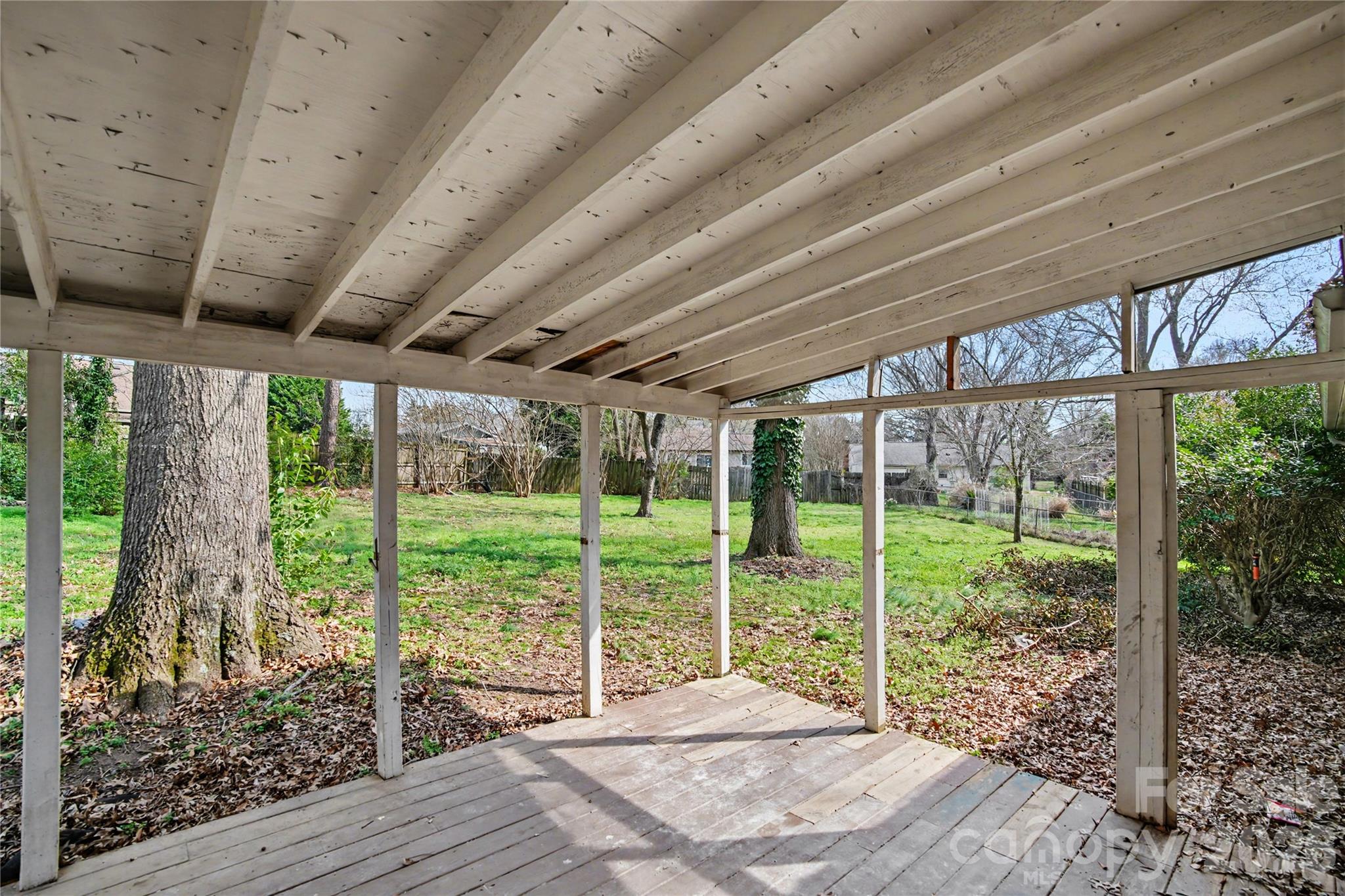 8205 Meadowind Circle — Charlotte