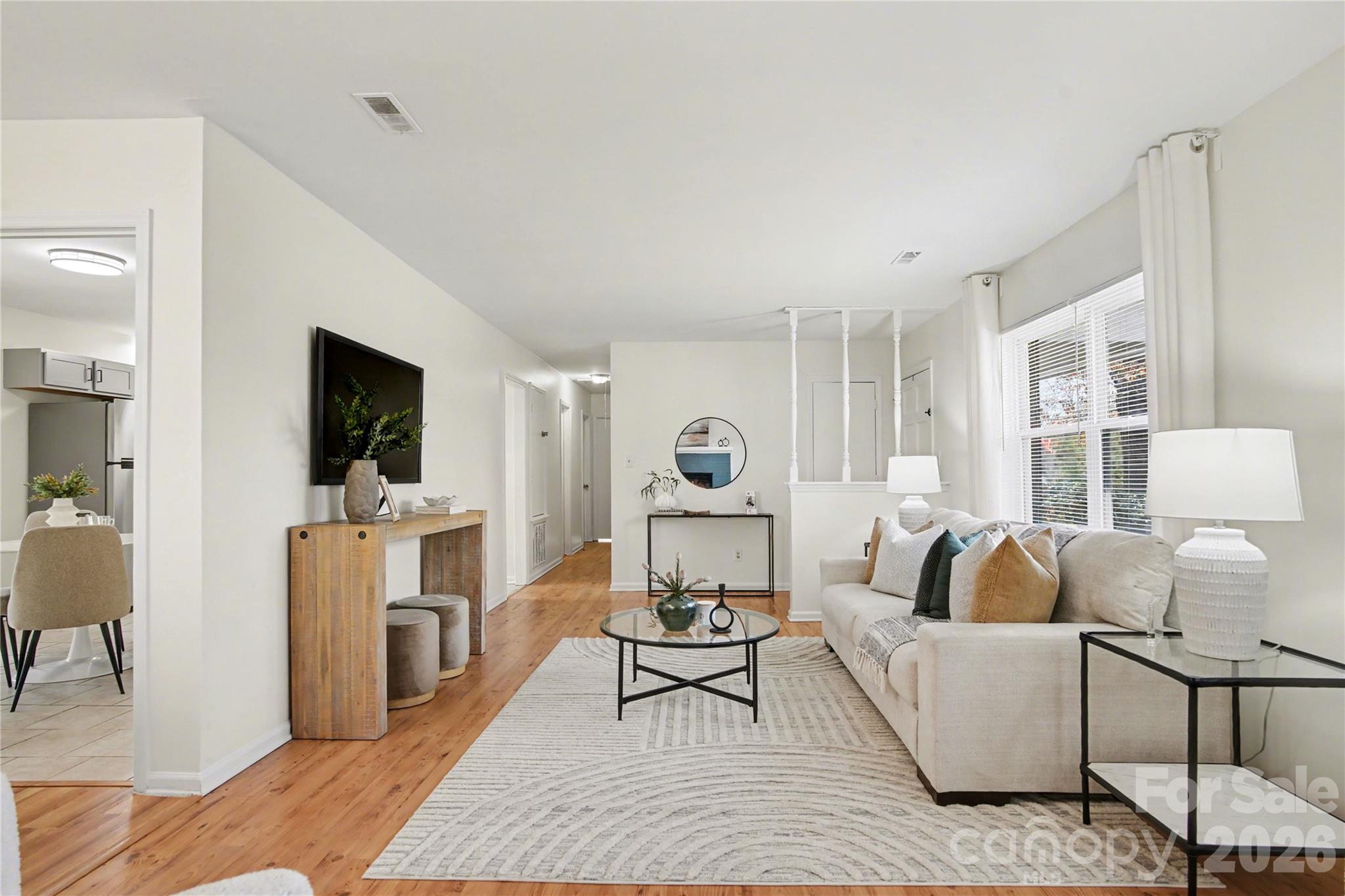8205 Meadowind Circle — Charlotte