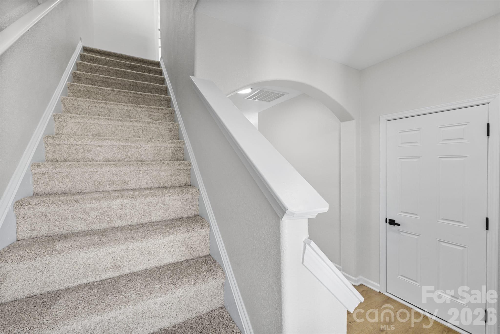 8203 Paw Valley Lane — Charlotte