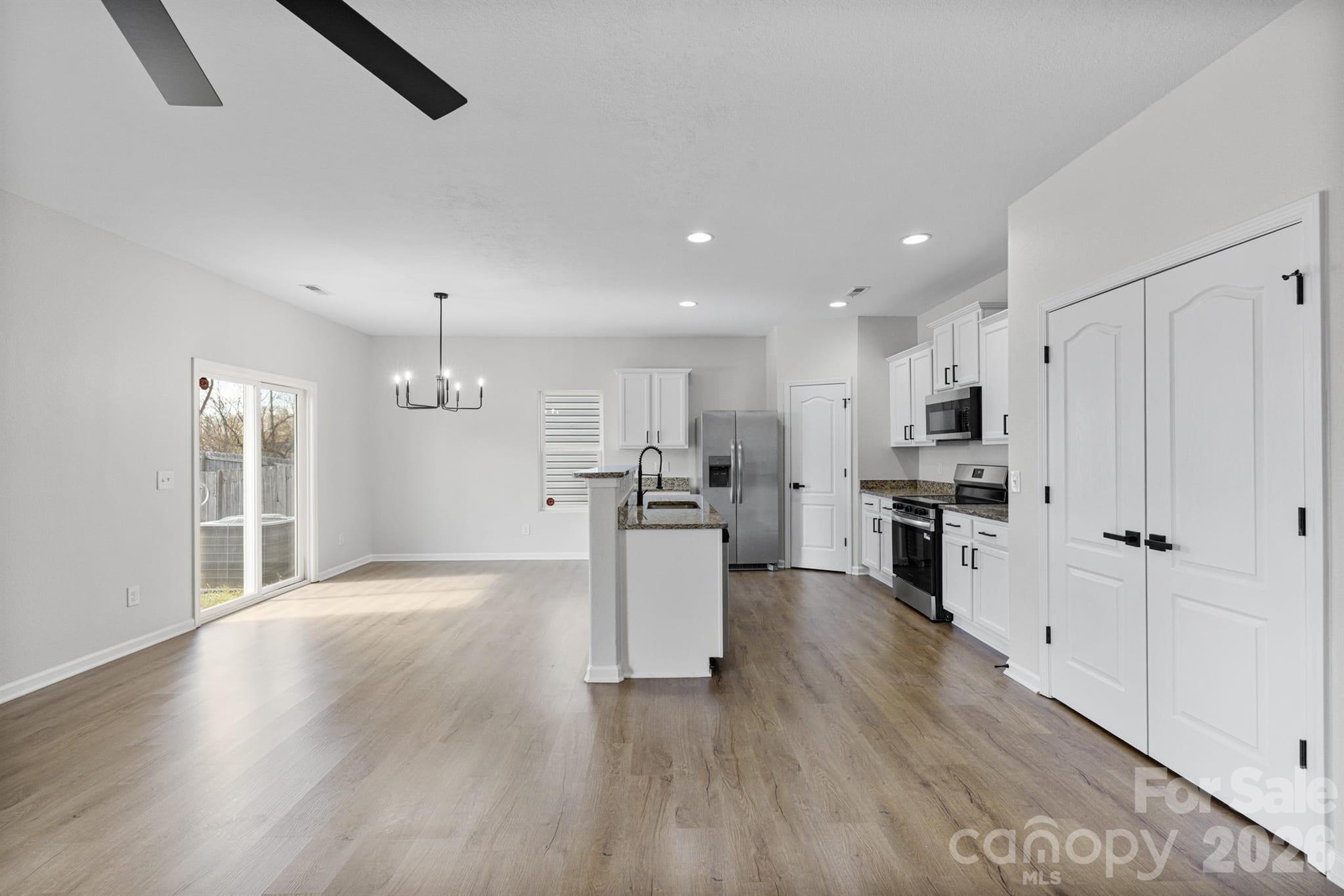 8203 Paw Valley Lane — Charlotte