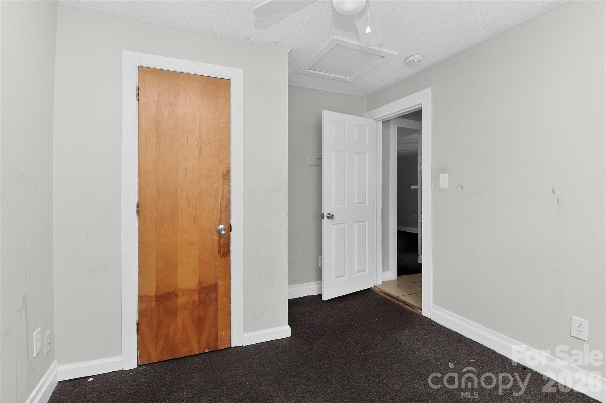 1102 W Davidson Avenue — Gastonia