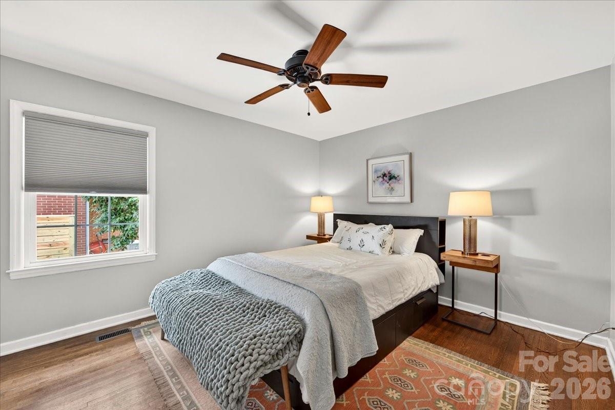 3425 Airlie Street — Charlotte