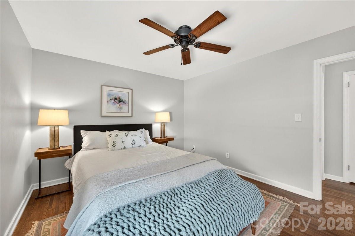 3425 Airlie Street — Charlotte