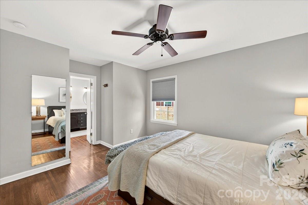3425 Airlie Street — Charlotte