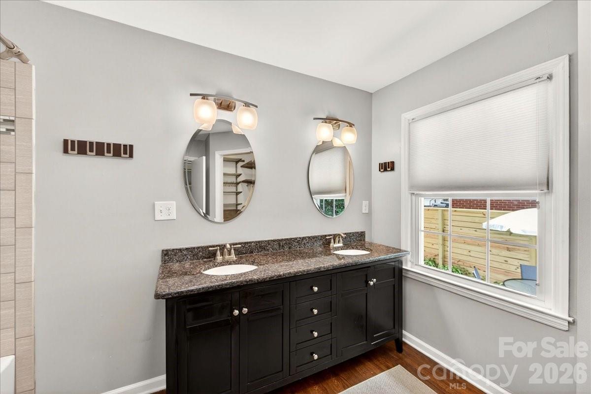 3425 Airlie Street — Charlotte