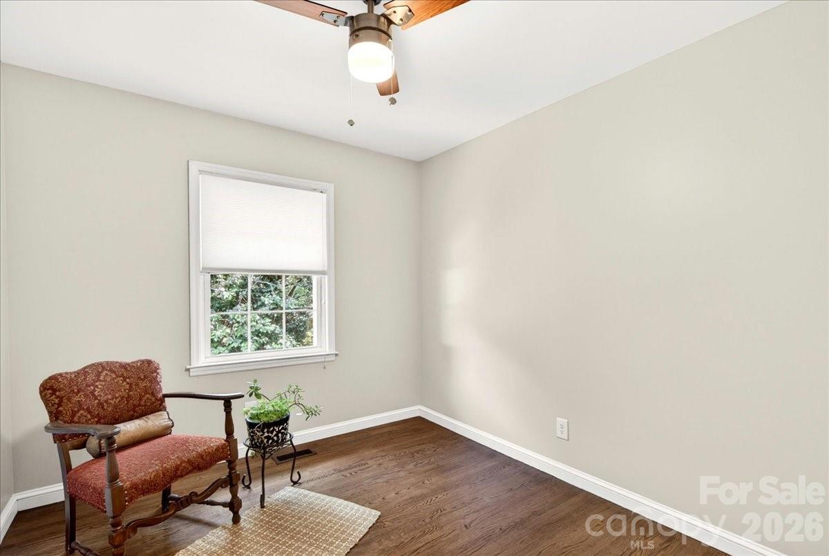 3425 Airlie Street — Charlotte