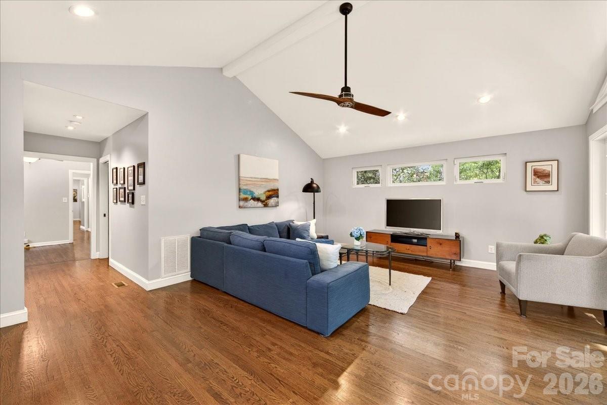 3425 Airlie Street — Charlotte