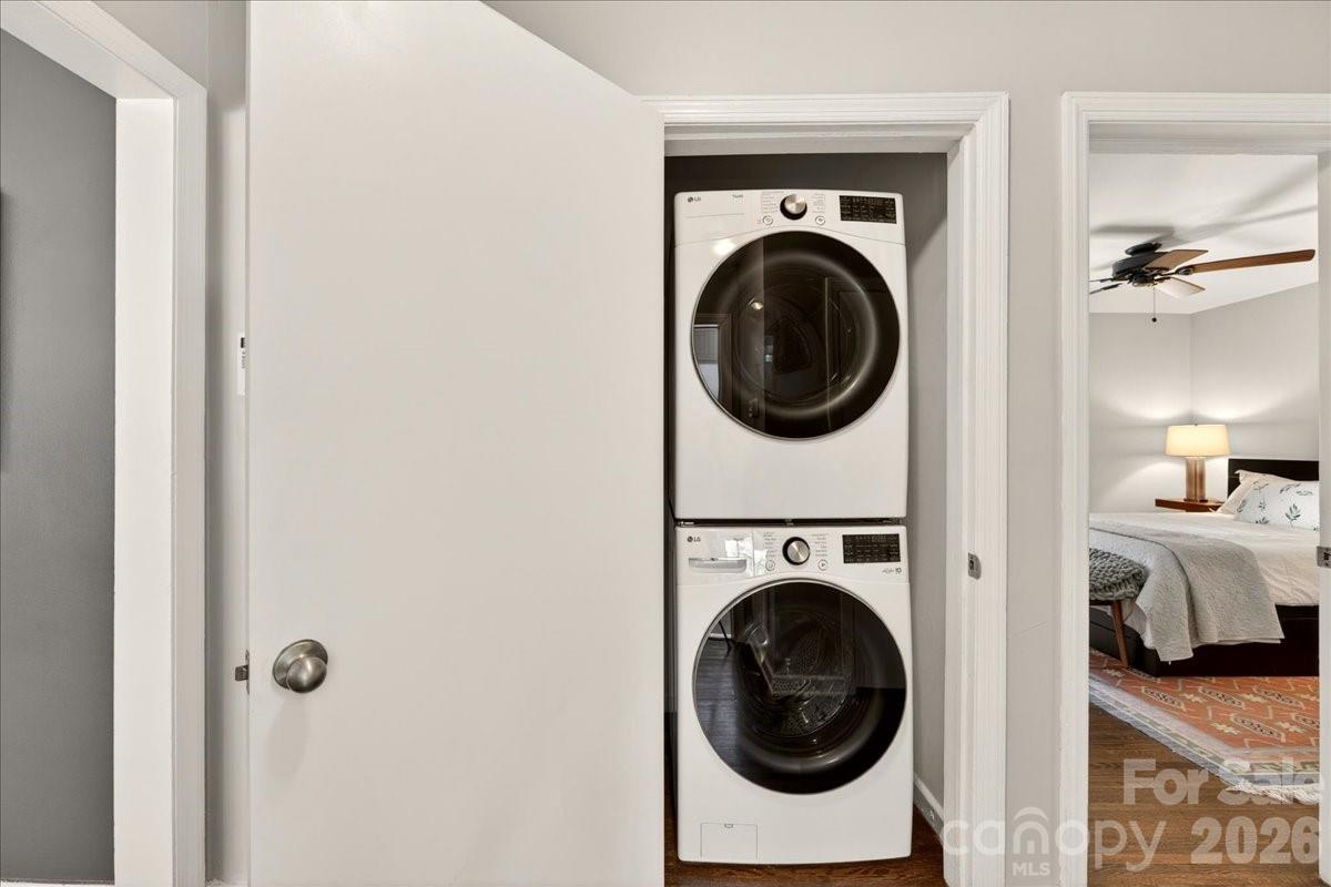3425 Airlie Street — Charlotte