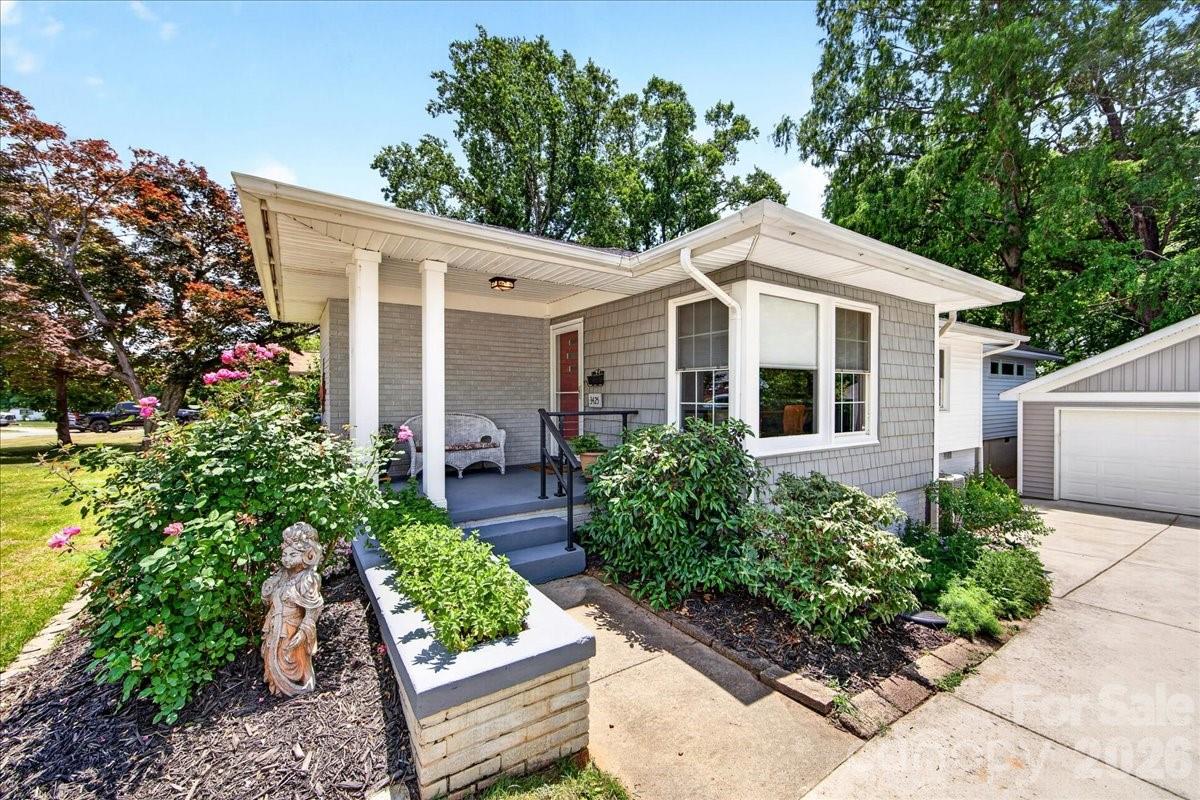 3425 Airlie Street — Charlotte
