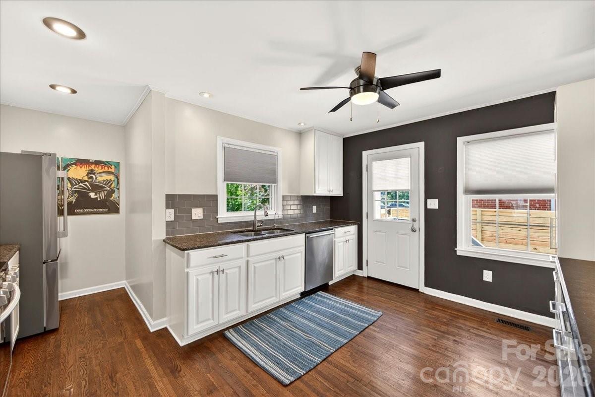 3425 Airlie Street — Charlotte