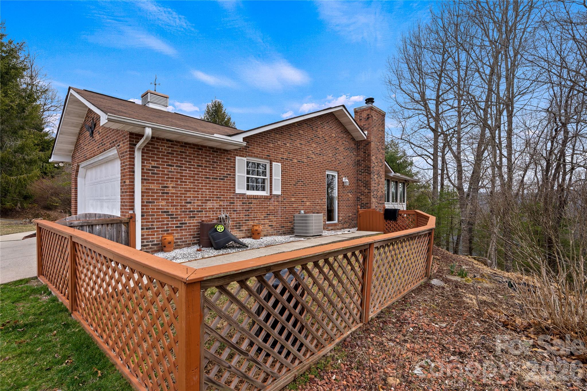 109 Eagle Rock Trail — Hendersonville