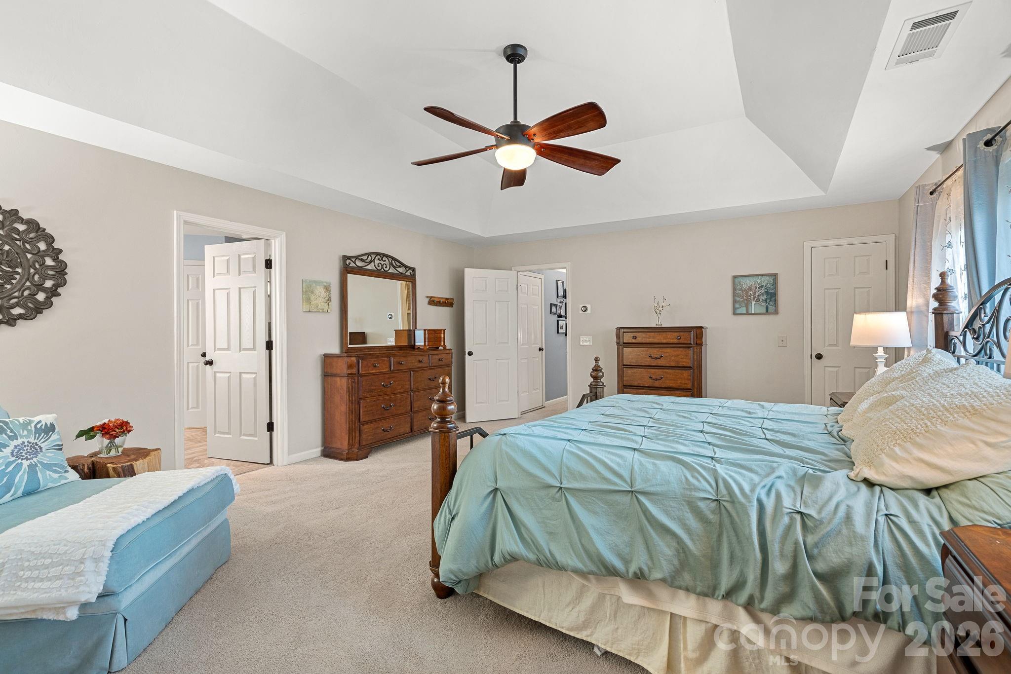 8621 Summerfield Lane — Huntersville