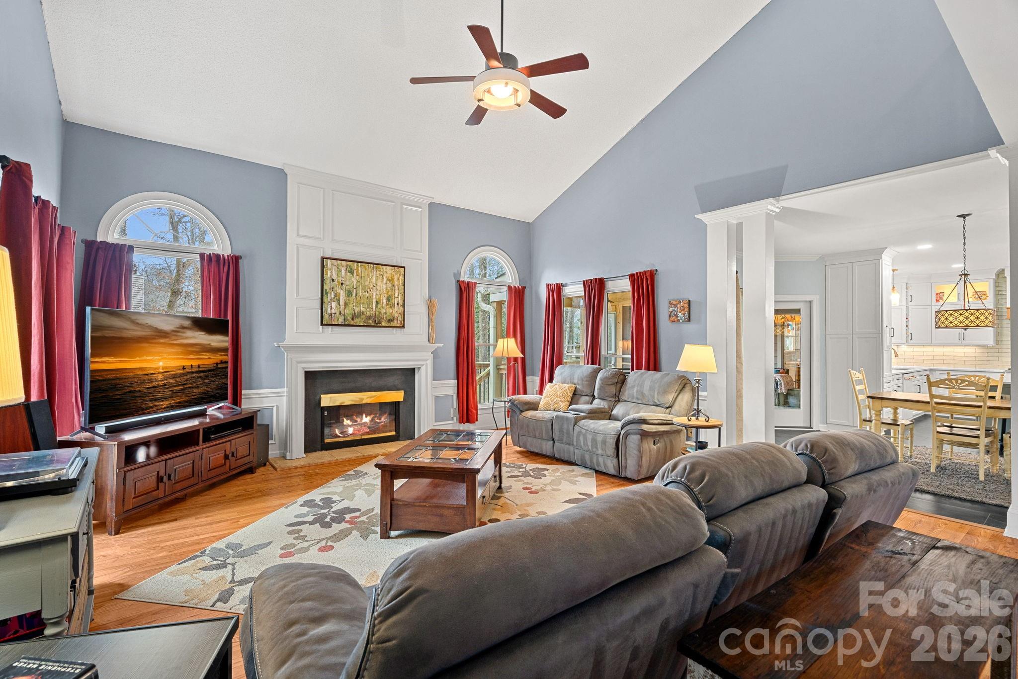 8621 Summerfield Lane — Huntersville