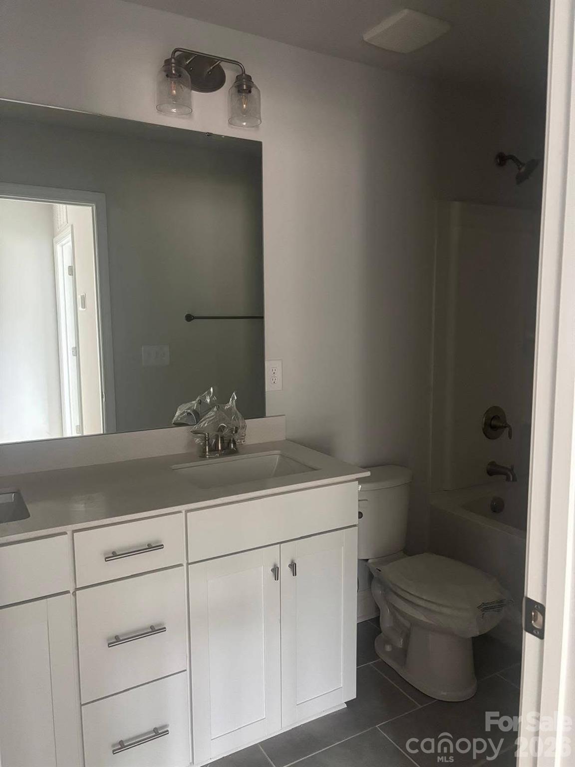 1590 Autumn Lane #116 — York