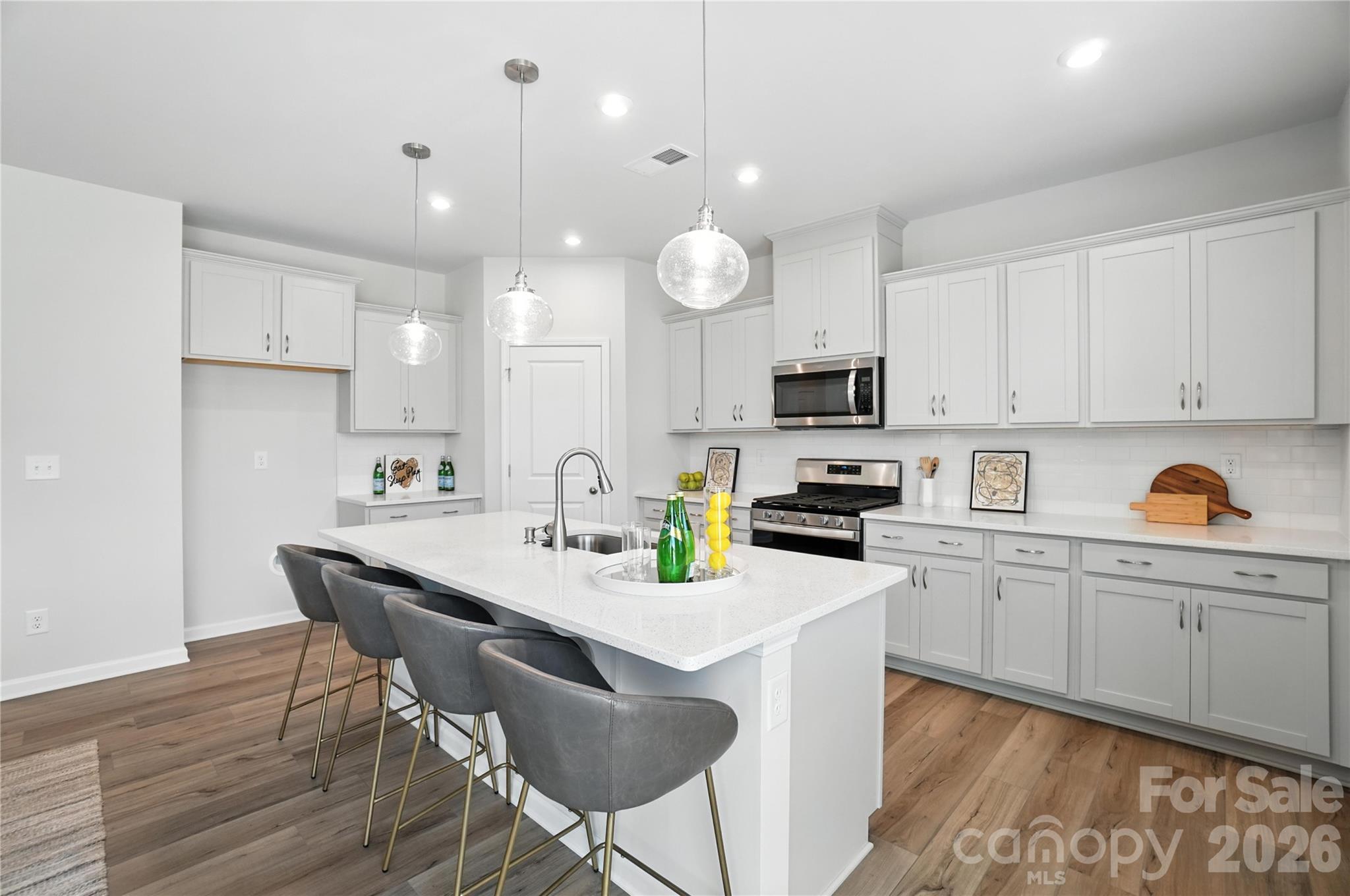 2712 Phoenix Court — Gastonia