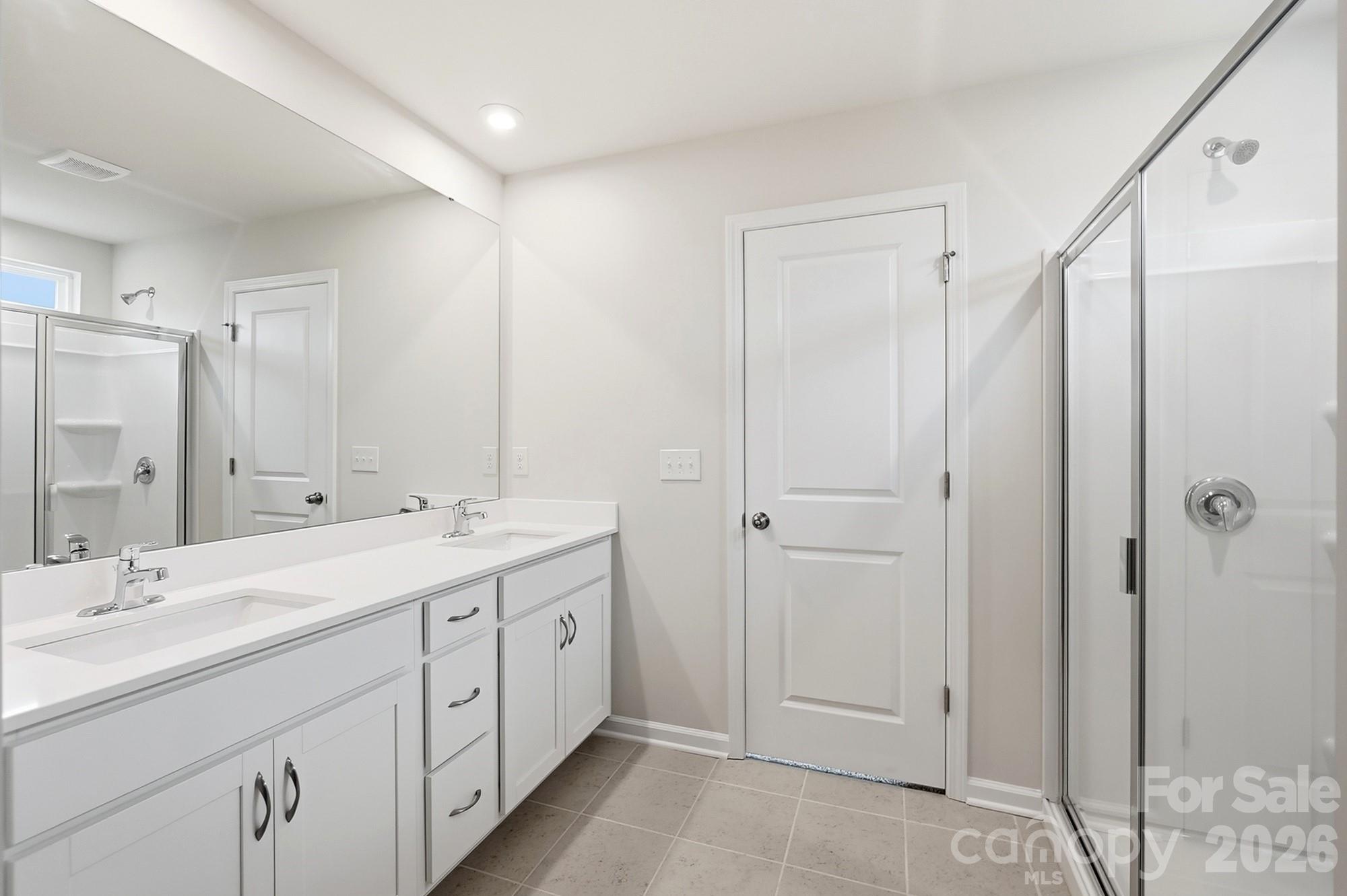 2712 Phoenix Court — Gastonia