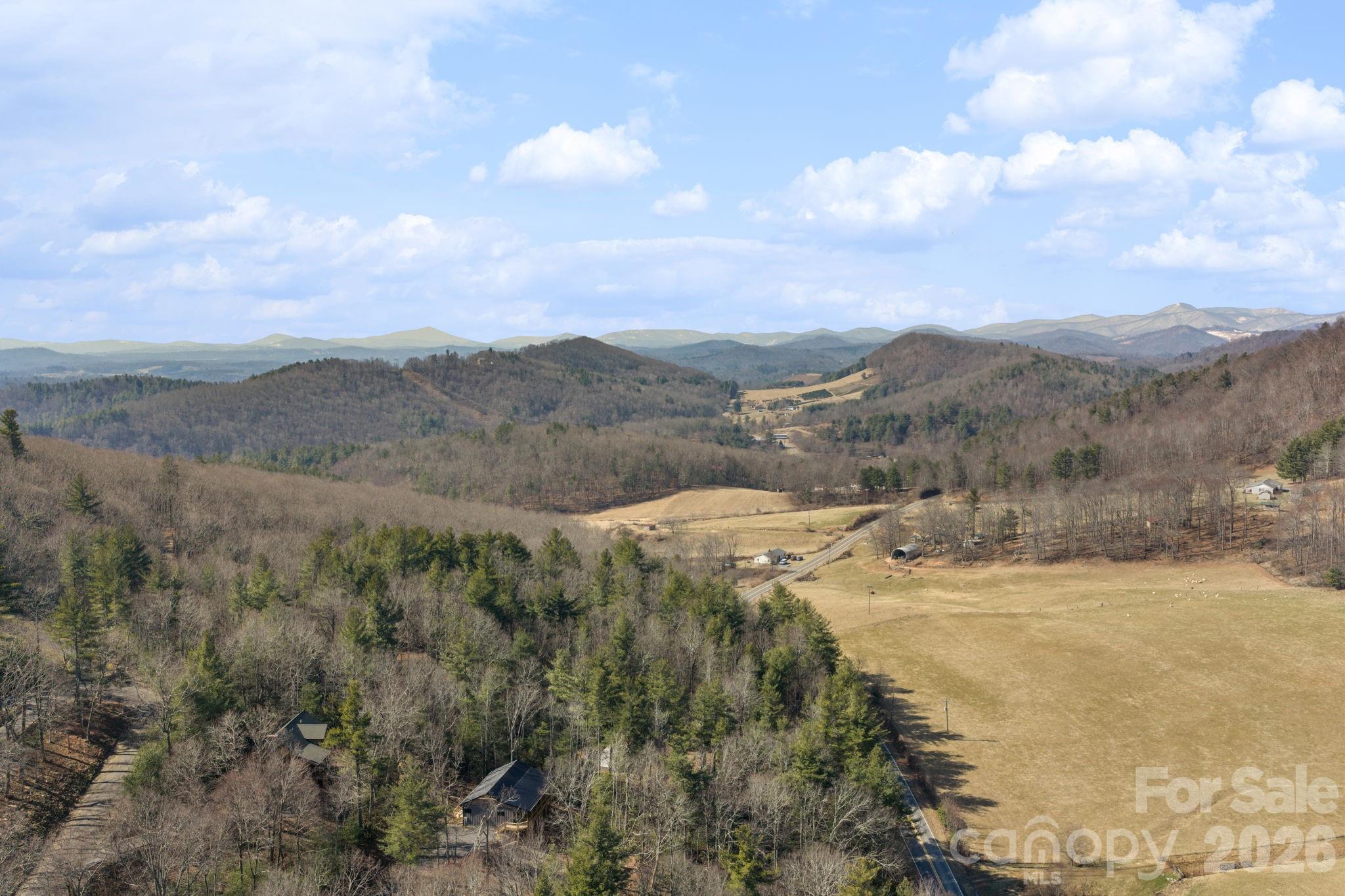 162 Shady Oak Lane — West Jefferson