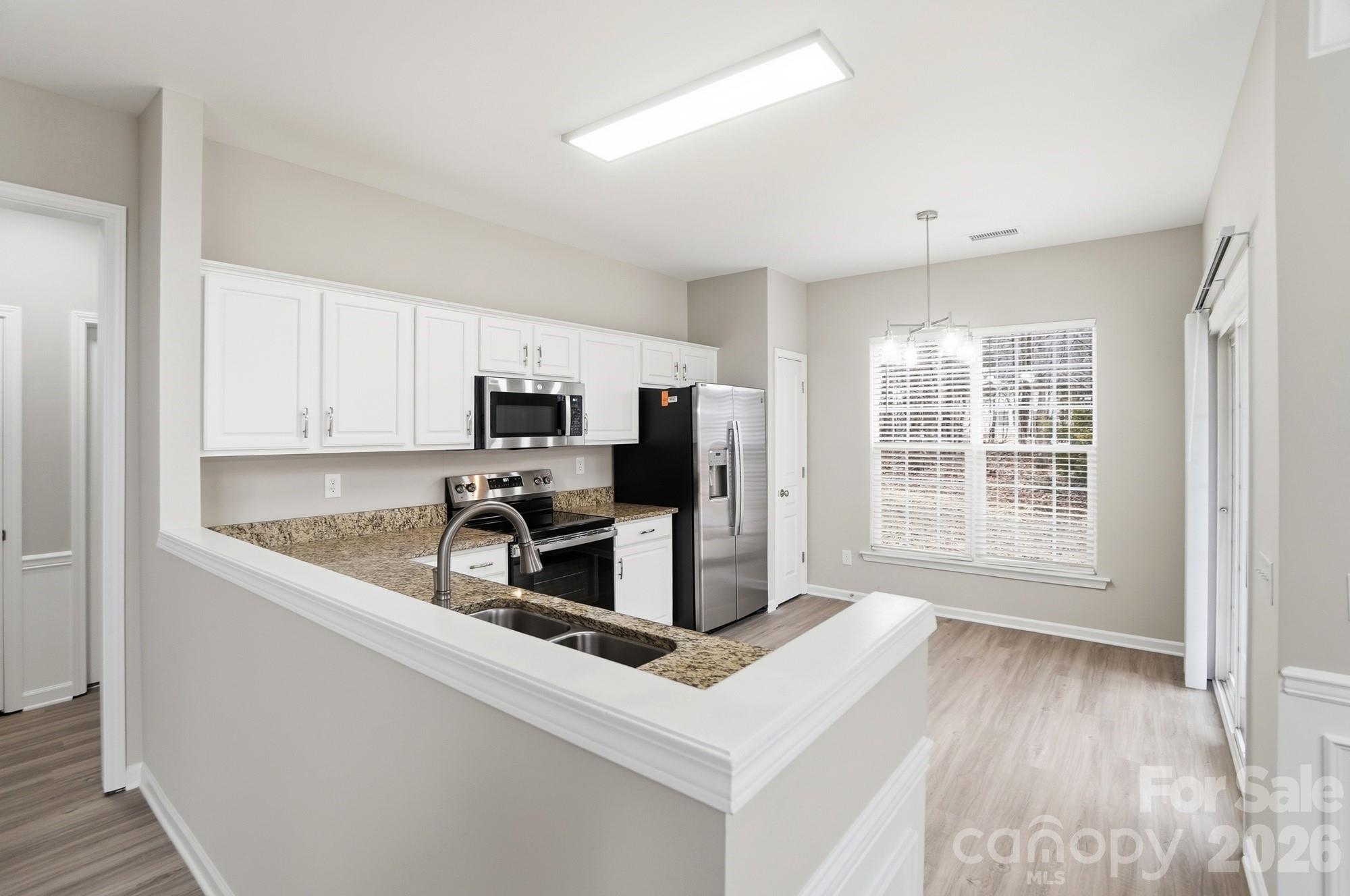8835 Kestral Ridge Drive — Charlotte
