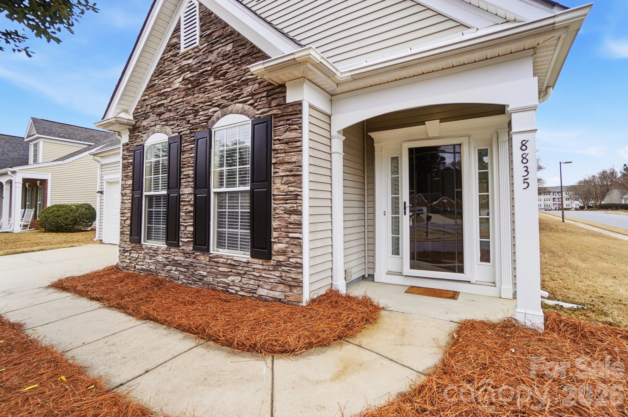 8835 Kestral Ridge Drive — Charlotte