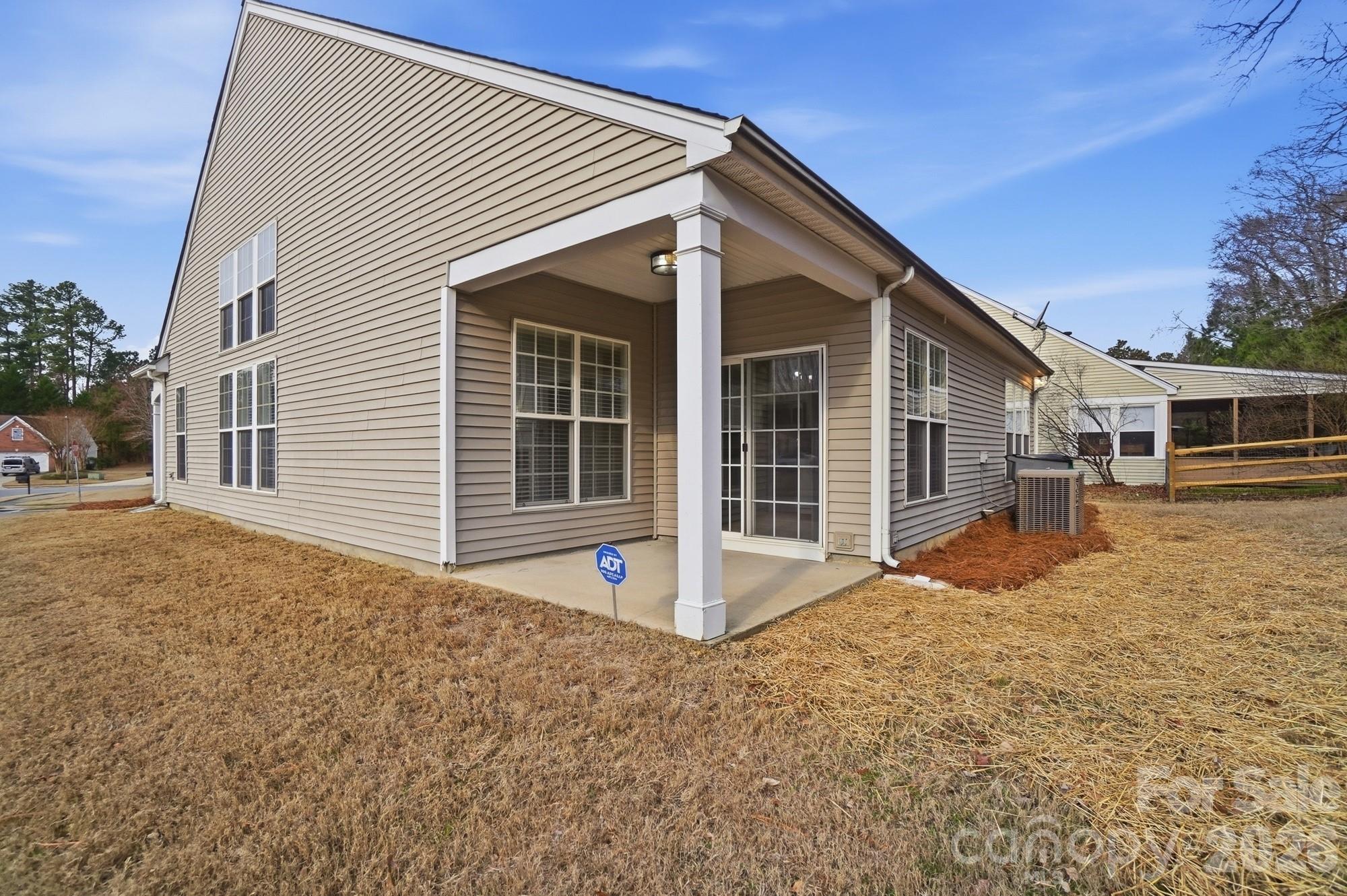 8835 Kestral Ridge Drive — Charlotte