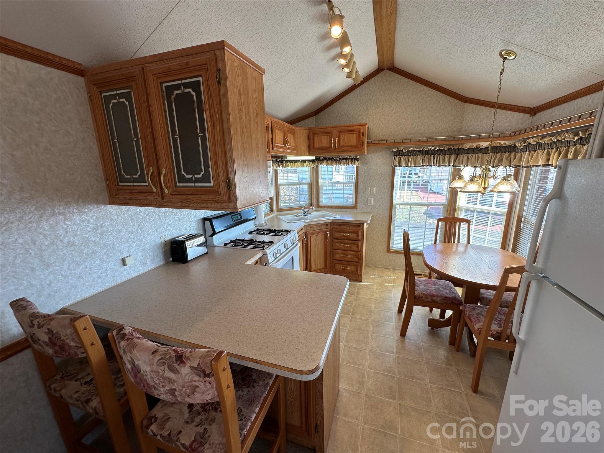 171 Grand View Drive — New London