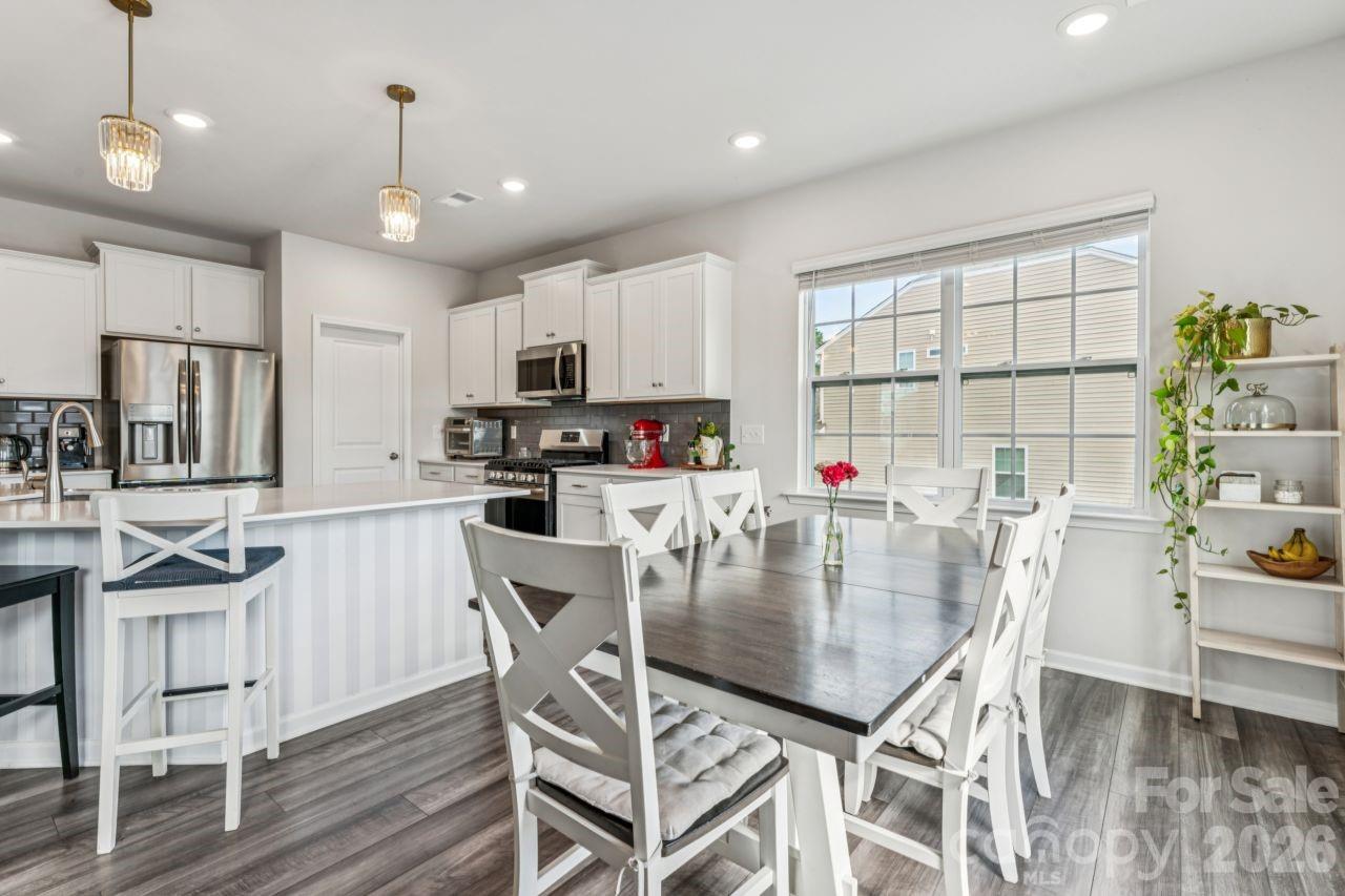 221 Shadowbrook Way — Camden