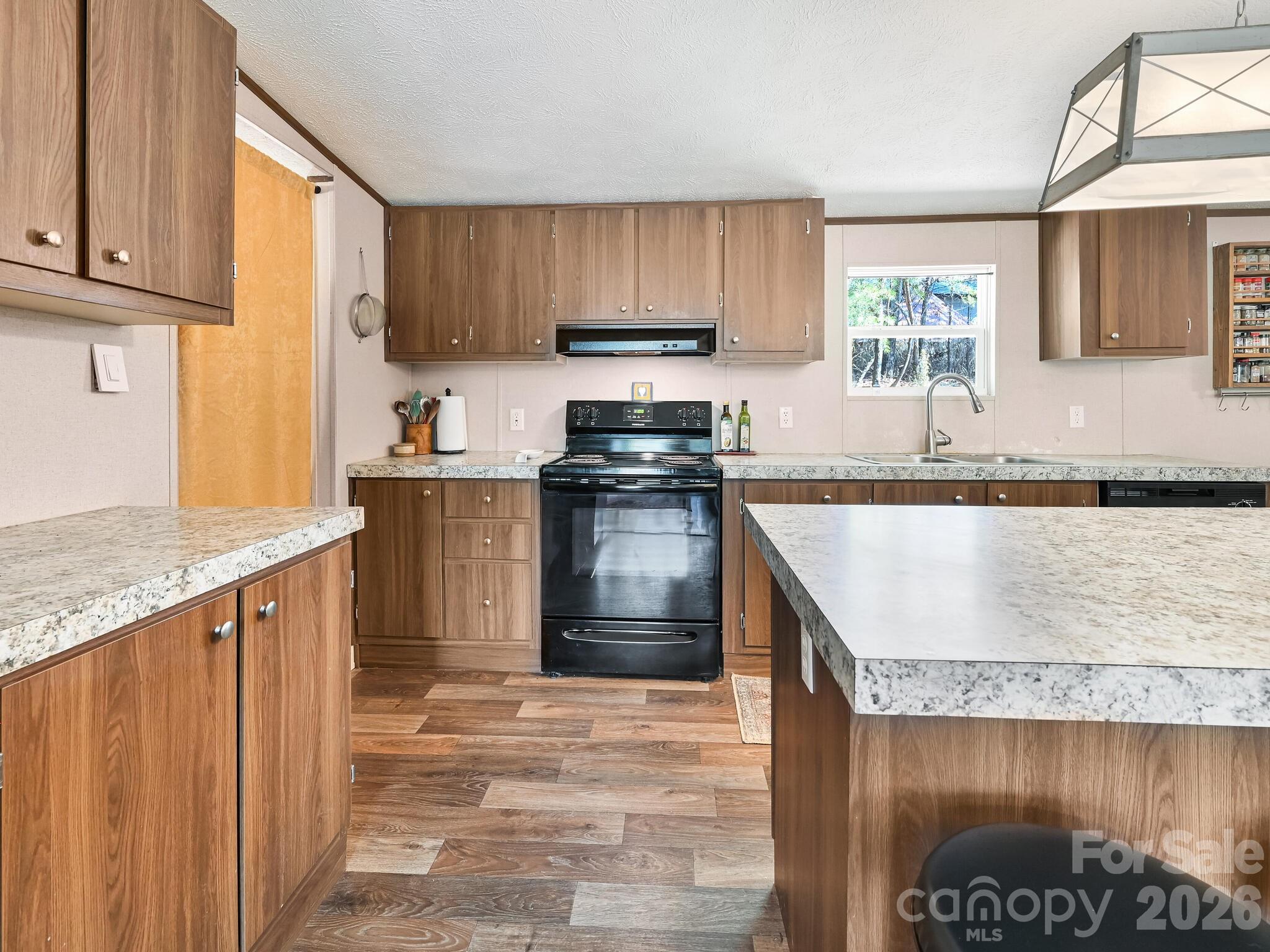 3509 Gabriels Creek Road — Mars Hill
