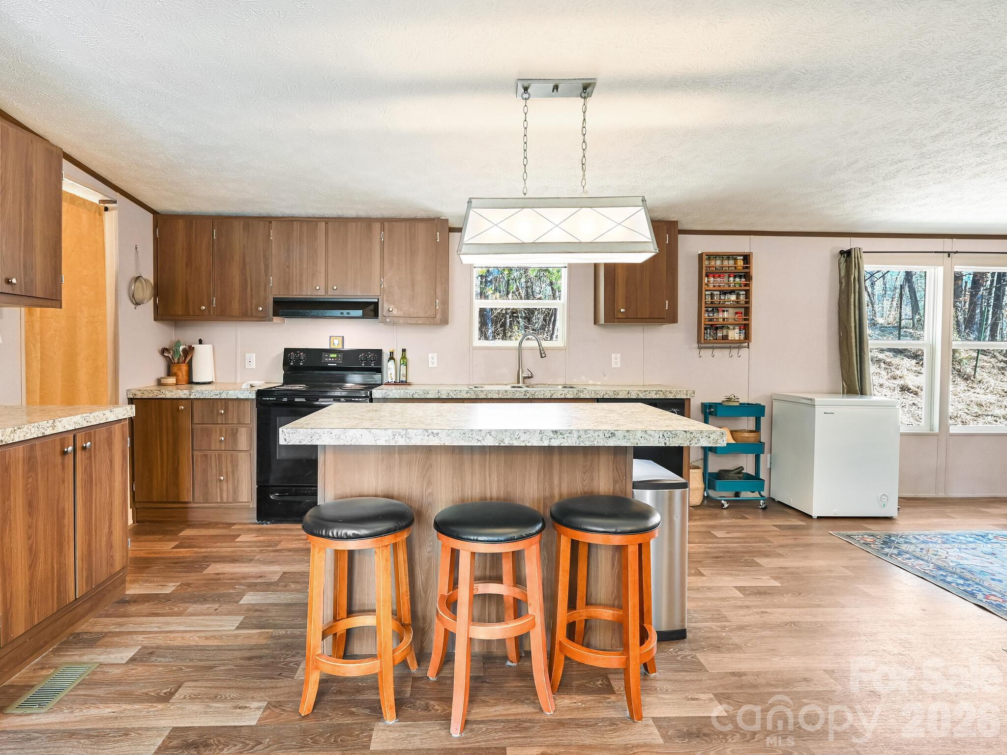 3509 Gabriels Creek Road — Mars Hill