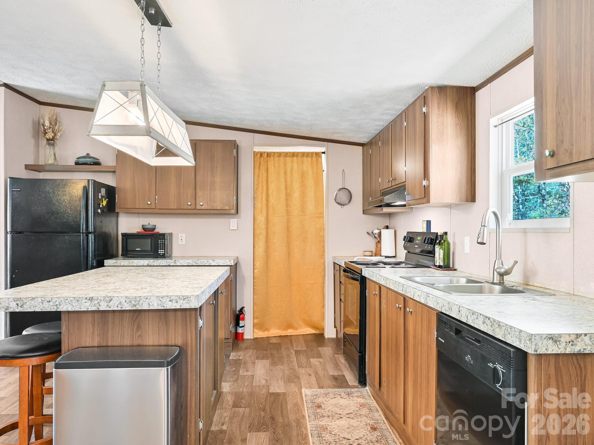 3509 Gabriels Creek Road — Mars Hill