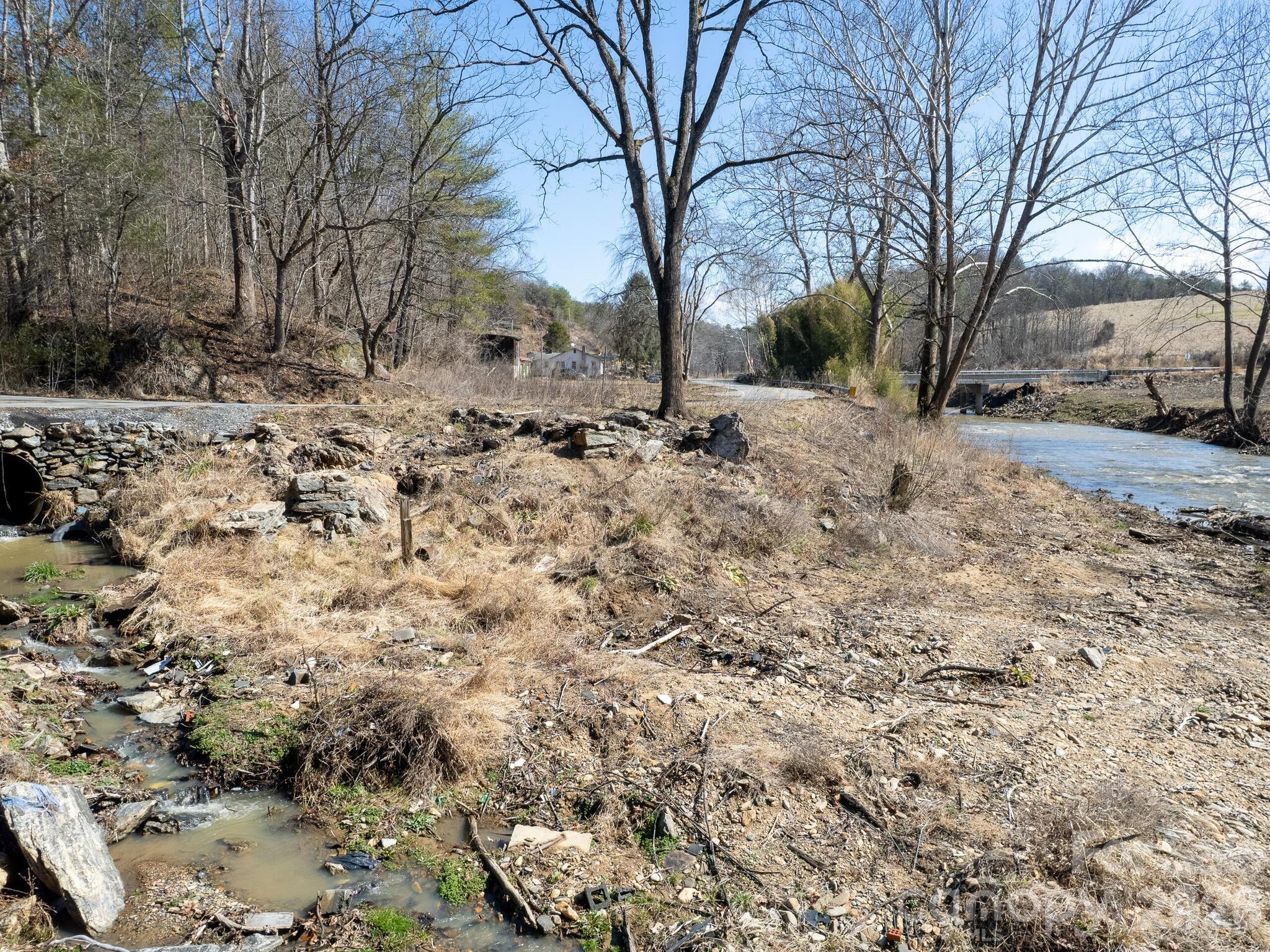 3509 Gabriels Creek Road — Mars Hill